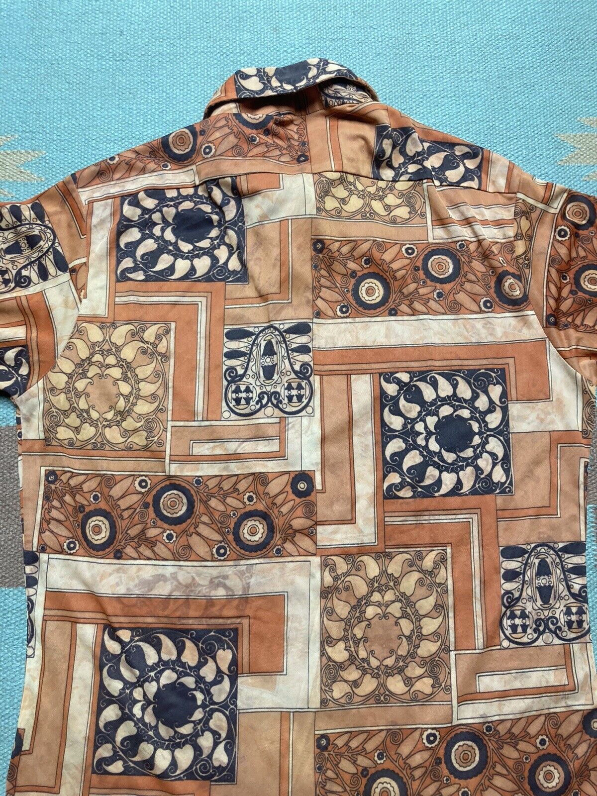 Vintage 70s button shirt disco novelty print flowers dagger collar M Size US M / EU 48-50 / 2 - 8 Thumbnail