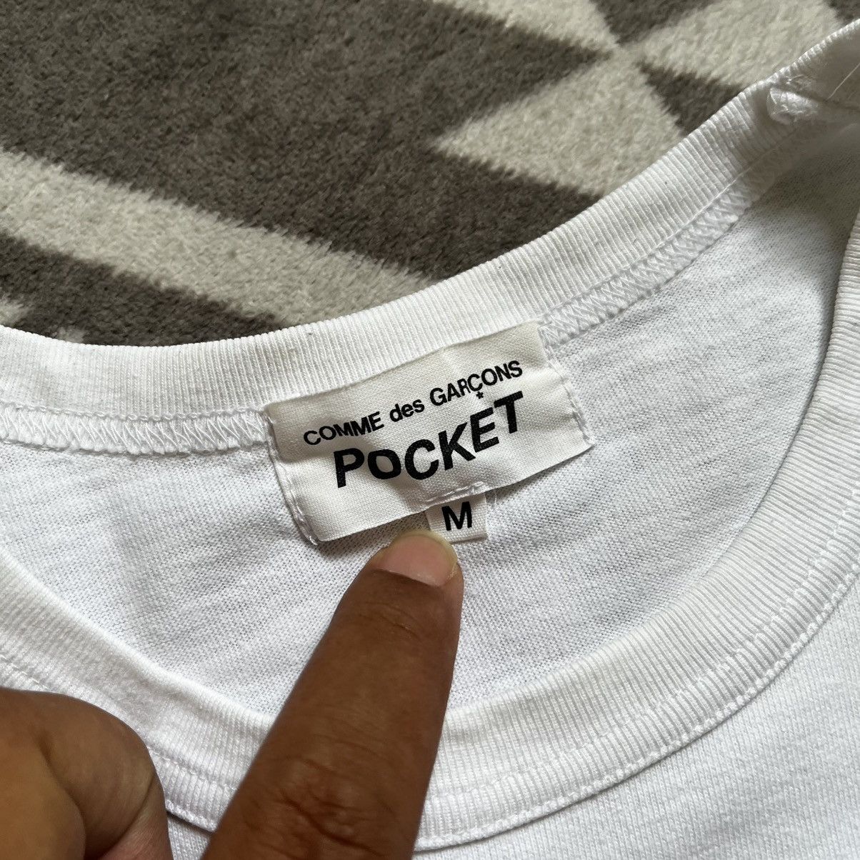 Comme des Garcons Comme des Garcons pocket tshirt Size US M / EU 48-50 / 2 - 5 Thumbnail