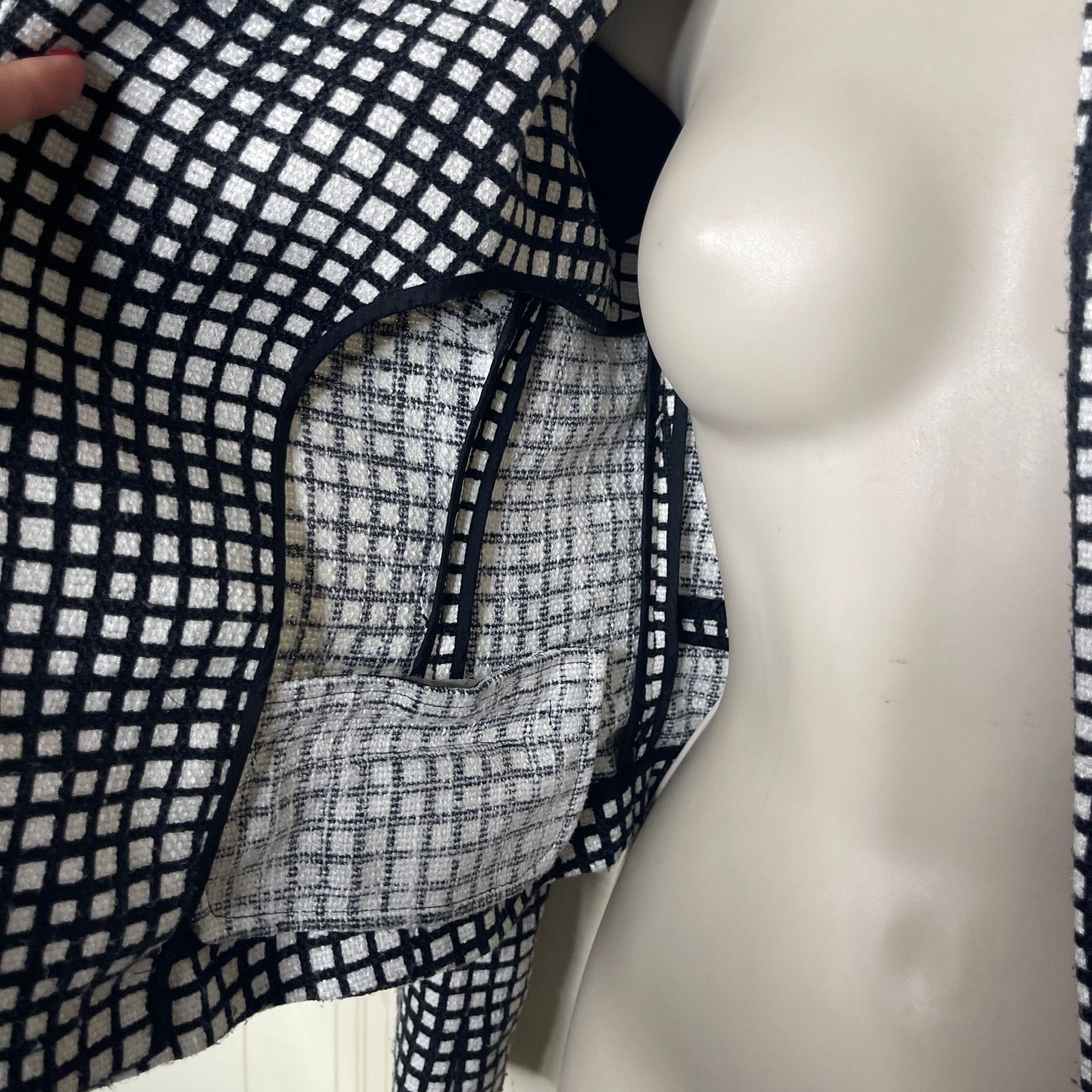 L'AGENCE L'AGENCE Black and White Checkered Grid Jacket Sz 0 Size XS / US 0-2 / IT 36-38 - 3 Thumbnail