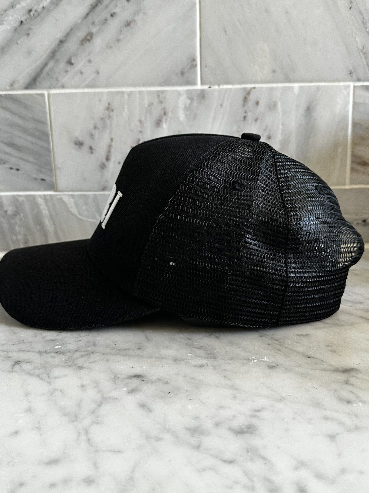 Amiri AMIRI Black Core Logo Trucker Hat Size ONE SIZE - 6 Thumbnail
