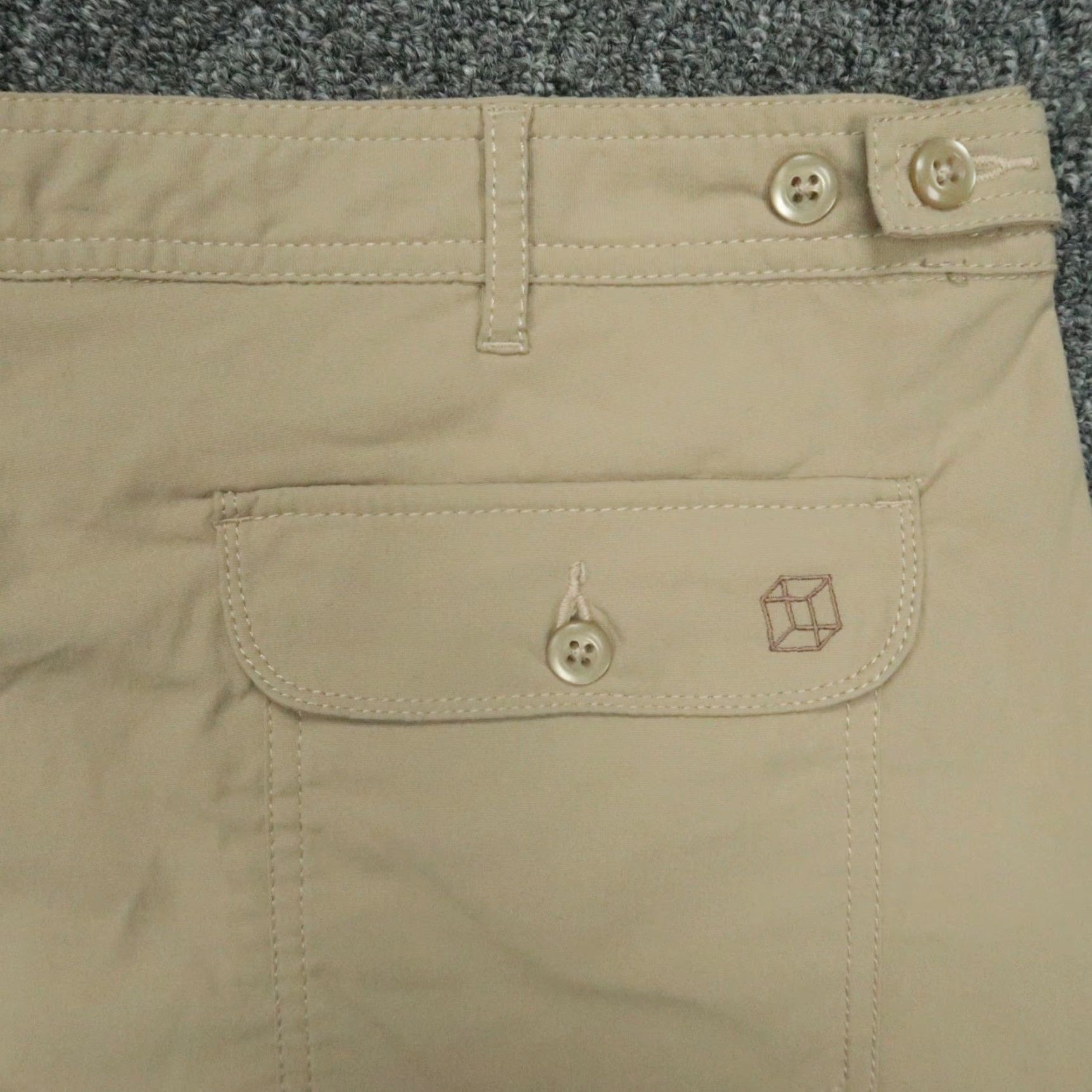 Vintage Clothing Arts Pants Womens 18 Khaki Tan Travel Hiking Outdoor Cargo Pockets Stretch Beige Beige? Size 40" / US 18 - 7 Thumbnail