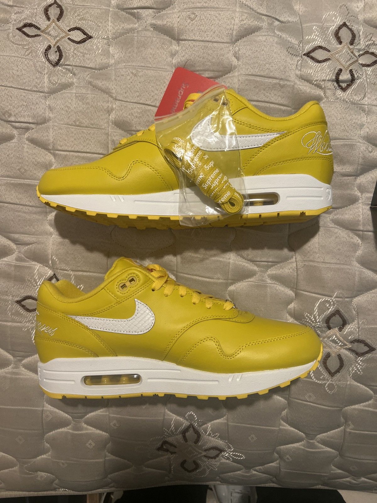 Nike × Supreme DS NIKE AIR MAX 1 SUPREME 2025 COLLAB/ YELLOW Size US 11 / EU 44 - 7 Thumbnail