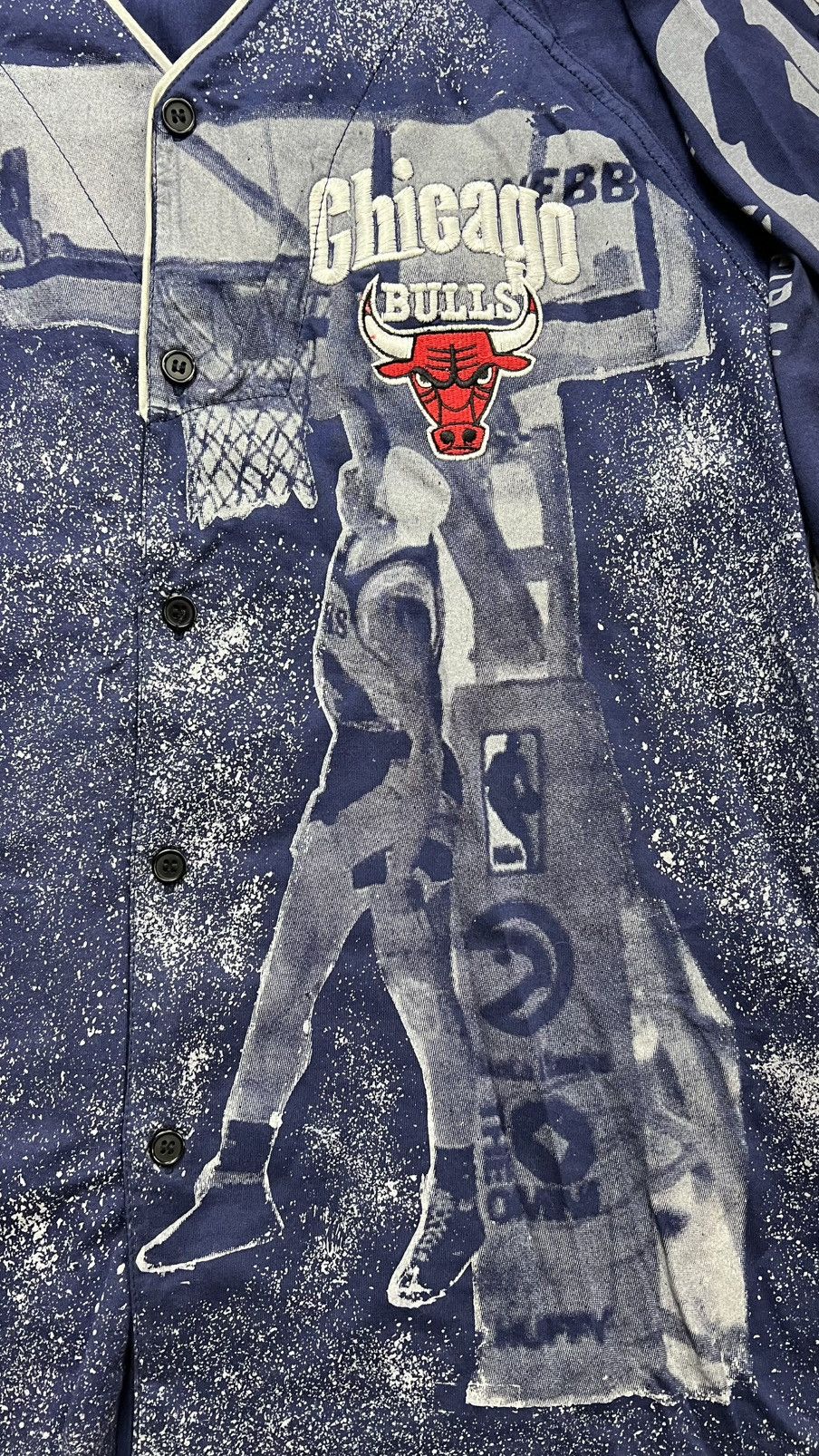 Other VTG 90’s Made in USA Chicago Bulls NBA baseball jersey Size US L / EU 52-54 / 3 - 5 Thumbnail