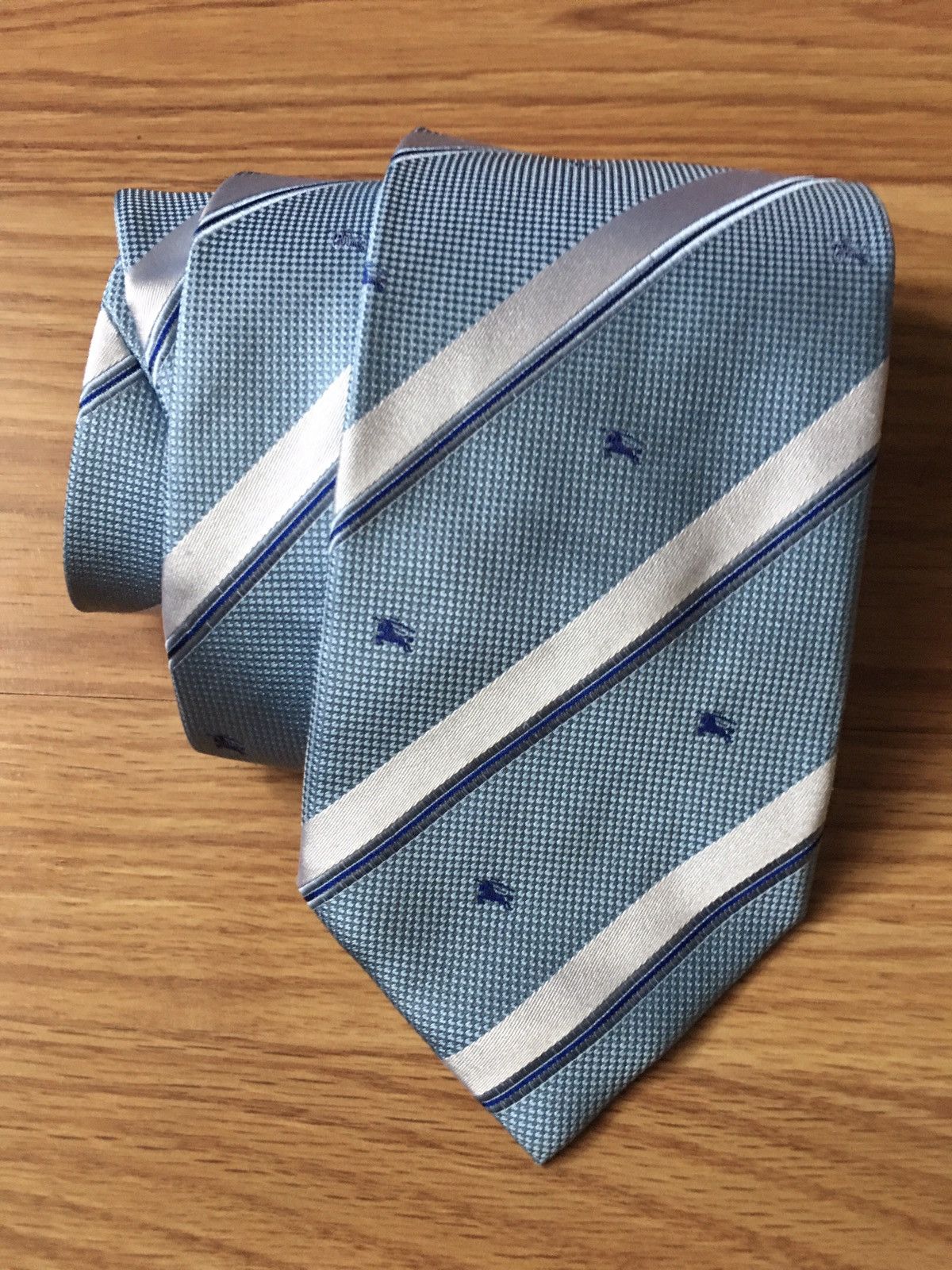 Burberry London Blue Logo Designer Silk Mens Neck Tie