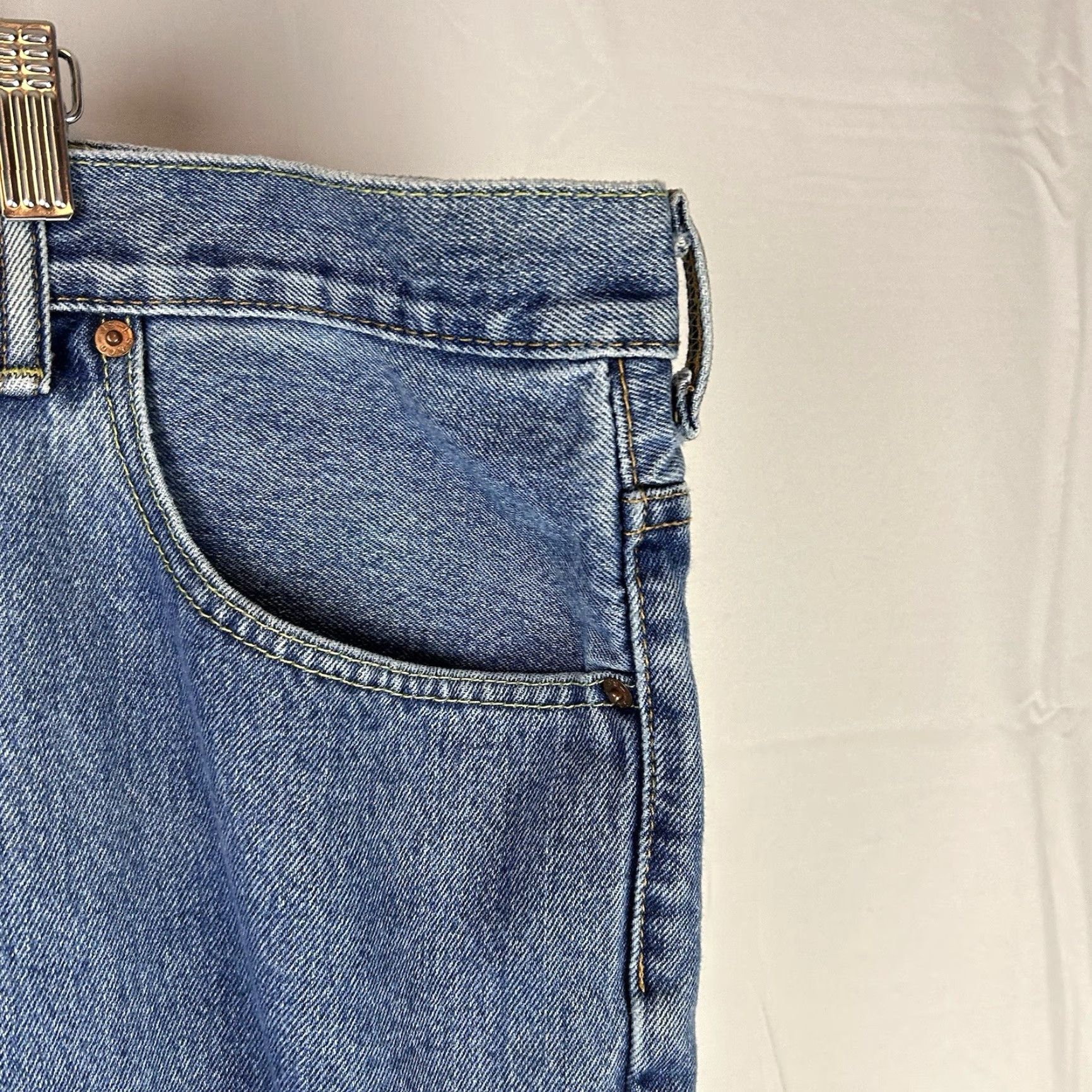 Levi's Levi's Jeans 505 Regular Fit Straight Leg Denim Cotton Blue 54 x 32 Mens Classic Comfort Size US 38 / EU 54 - 5 Thumbnail