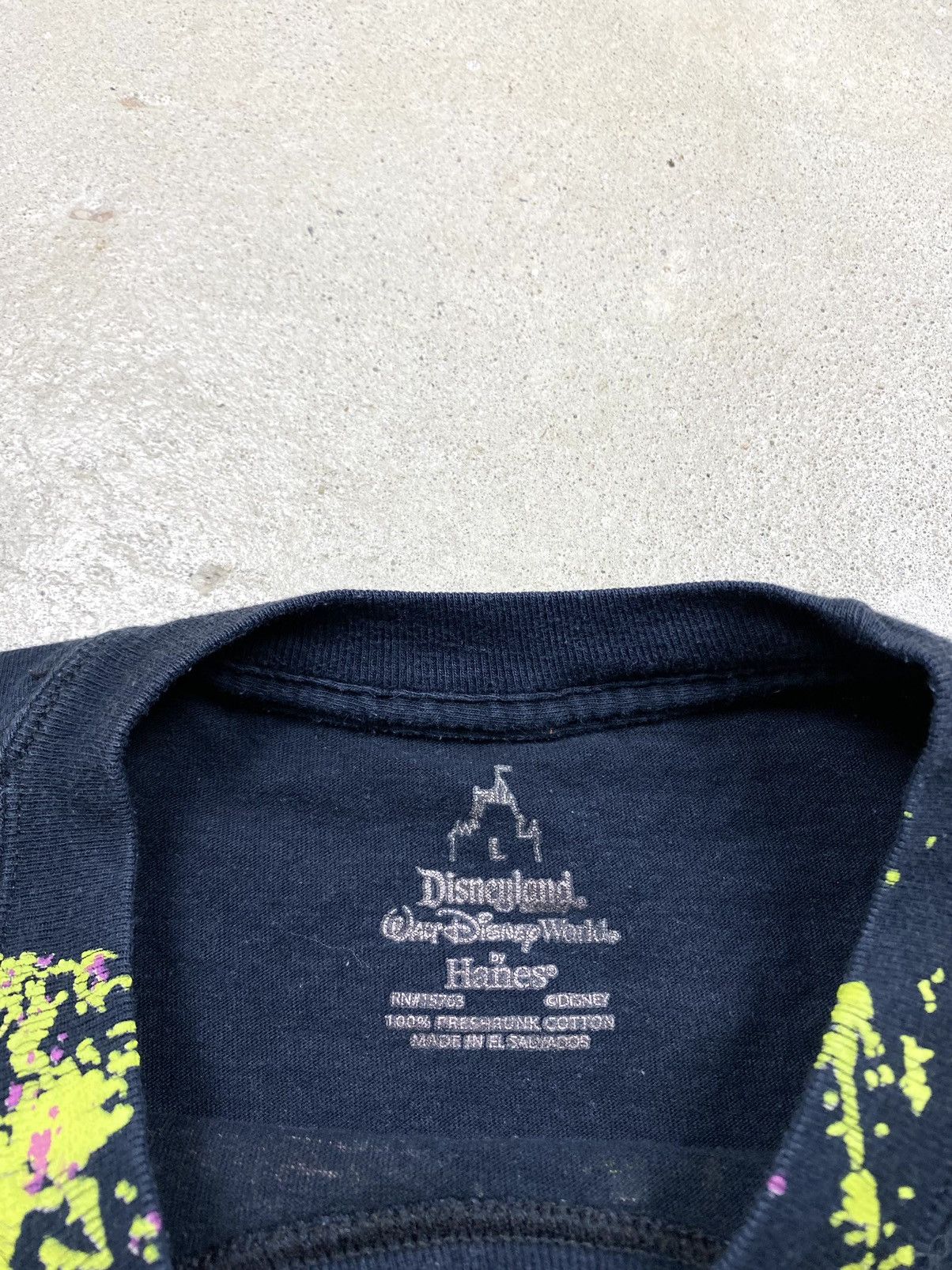 Disney Vintage 00’s Mickey Mouse Disnay Full Print T Shirt Velour Size US L / EU 52-54 / 3 - 14 Thumbnail