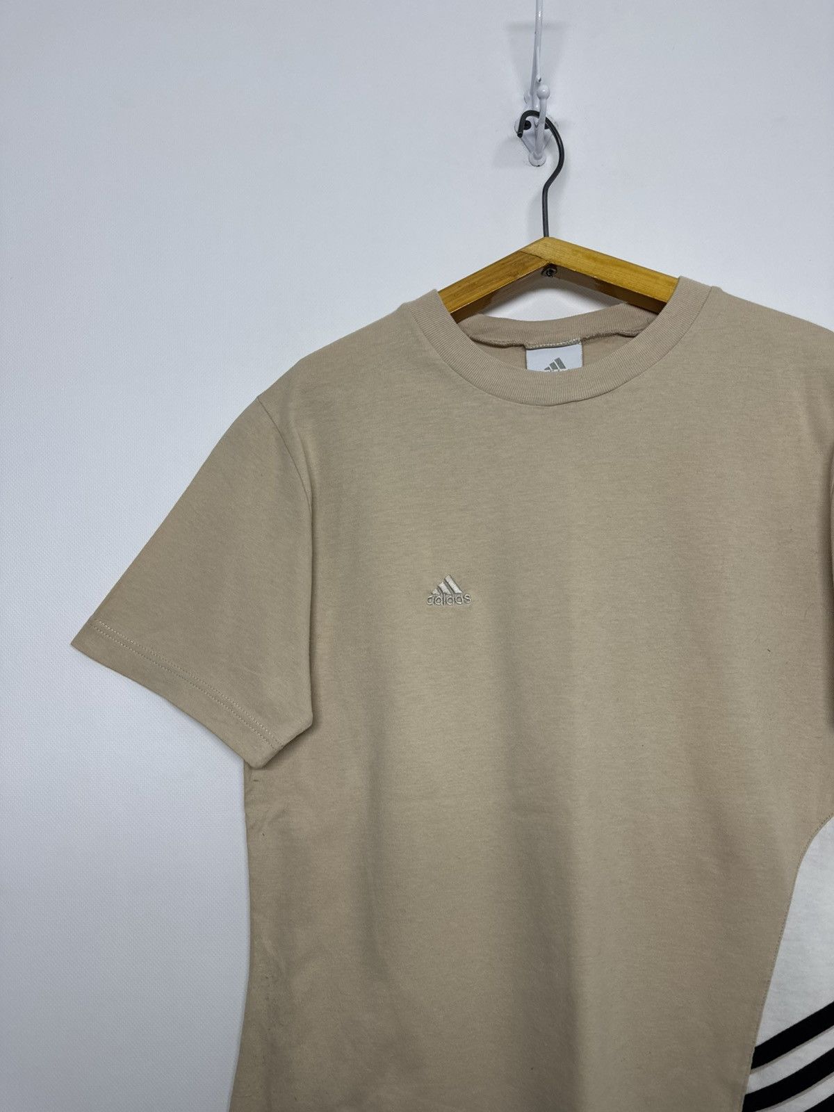 Adidas Vintage Adidas Logo T-Shirt 90’s Size L / US 10 / IT 46 - 6 Thumbnail