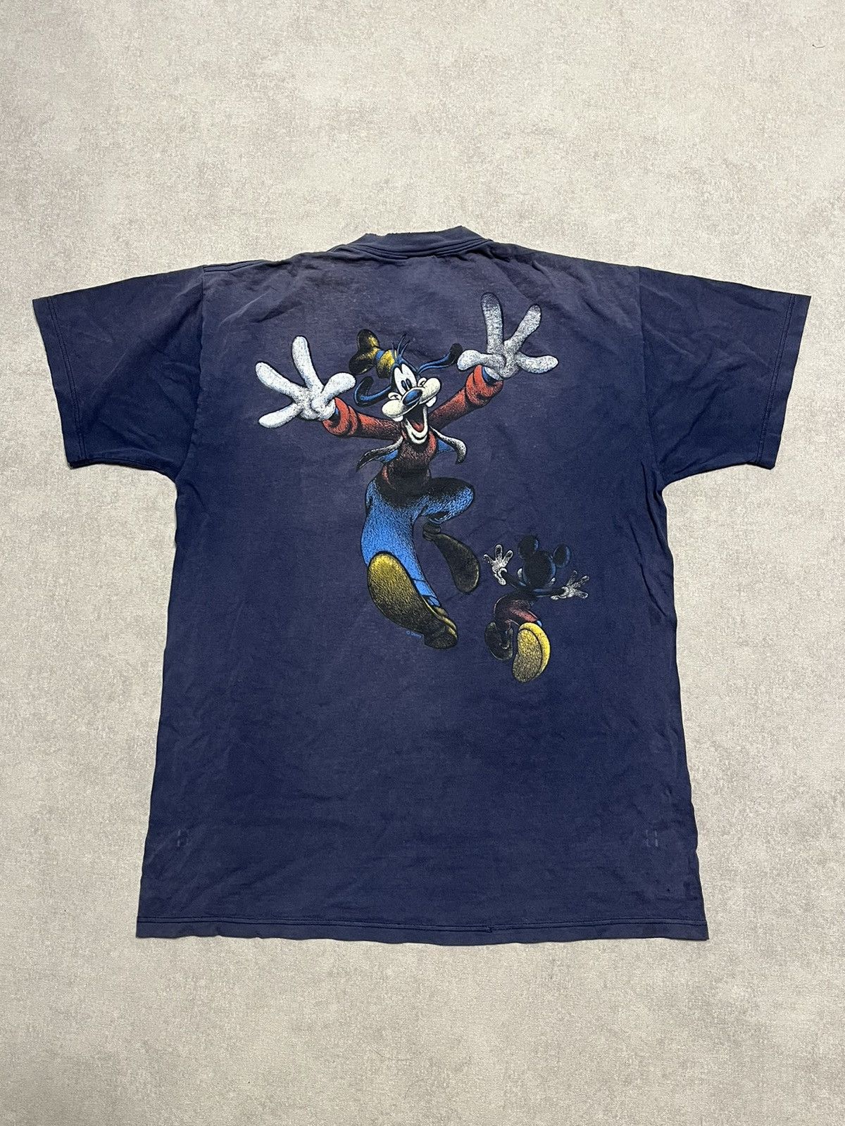 Mickey Mouse Vintage Disney Sherrys Mickey Mouse T Shirt Chicago 90s Mens Size US L / EU 52-54 / 3 - 2 Thumbnail