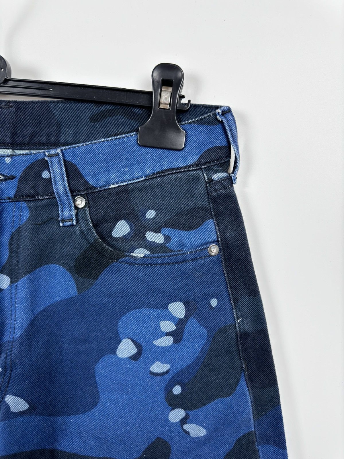 Off-White Off-White Camo Marina Jeans Size US 29 - 6 Thumbnail