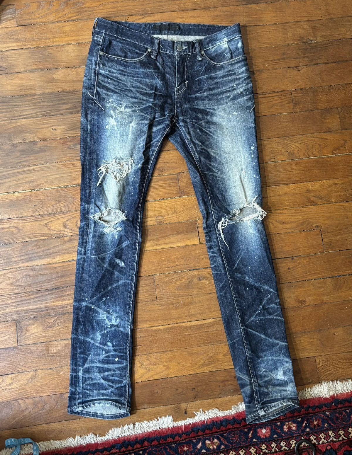 GOSTAR DE FUGA Fuga slim disstressed jeans Size US 33 - 2 Thumbnail