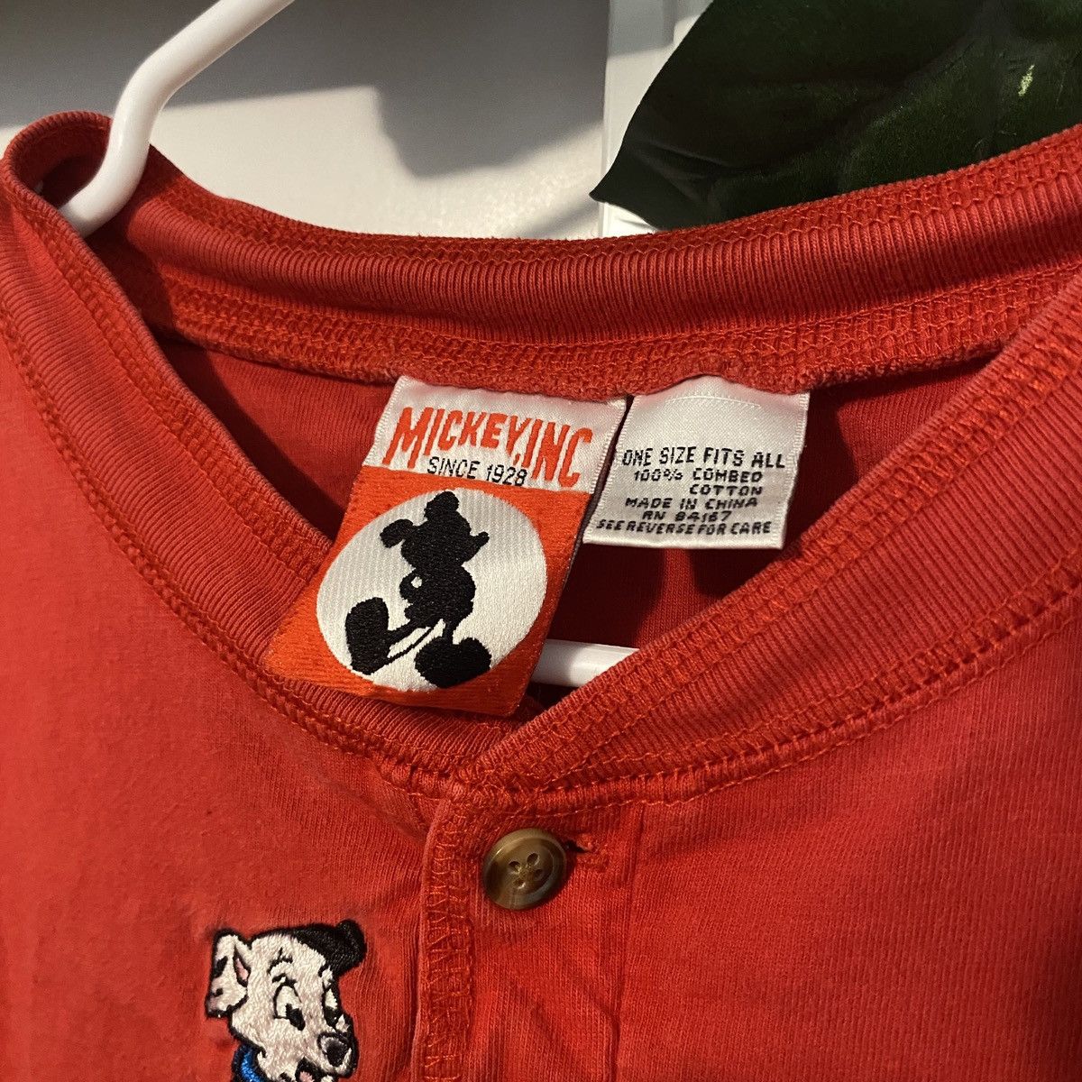Disney Vintage 101 Dalmatians Disney Movie T-Shirt Size US XL / EU 56 / 4 - 4 Thumbnail