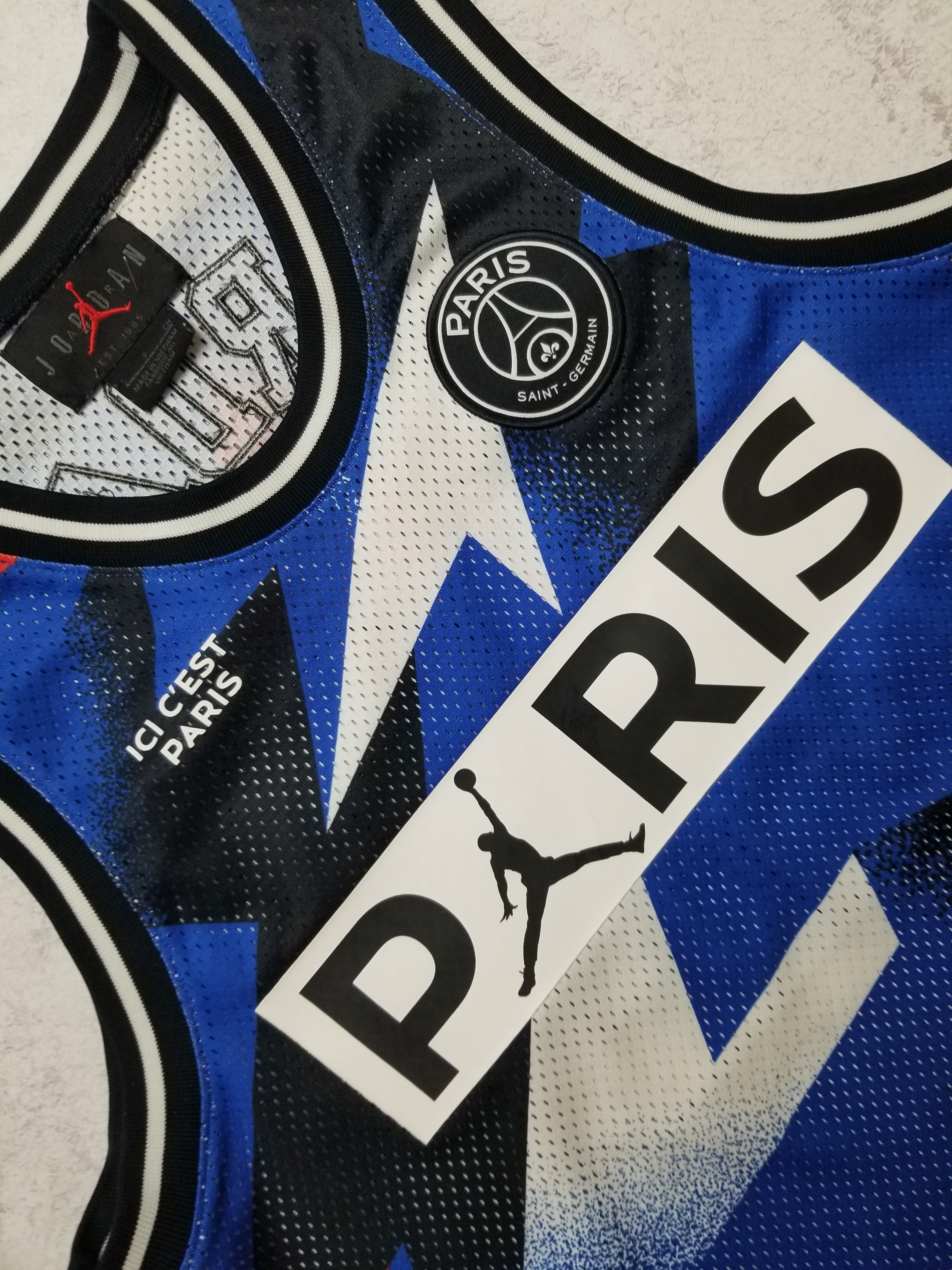 Nike NIKE AIR JORDAN PARIS SAINT GERMAIN PSG BASKETBALL JERSEY Size US S / EU 44-46 / 1 - 17 Thumbnail