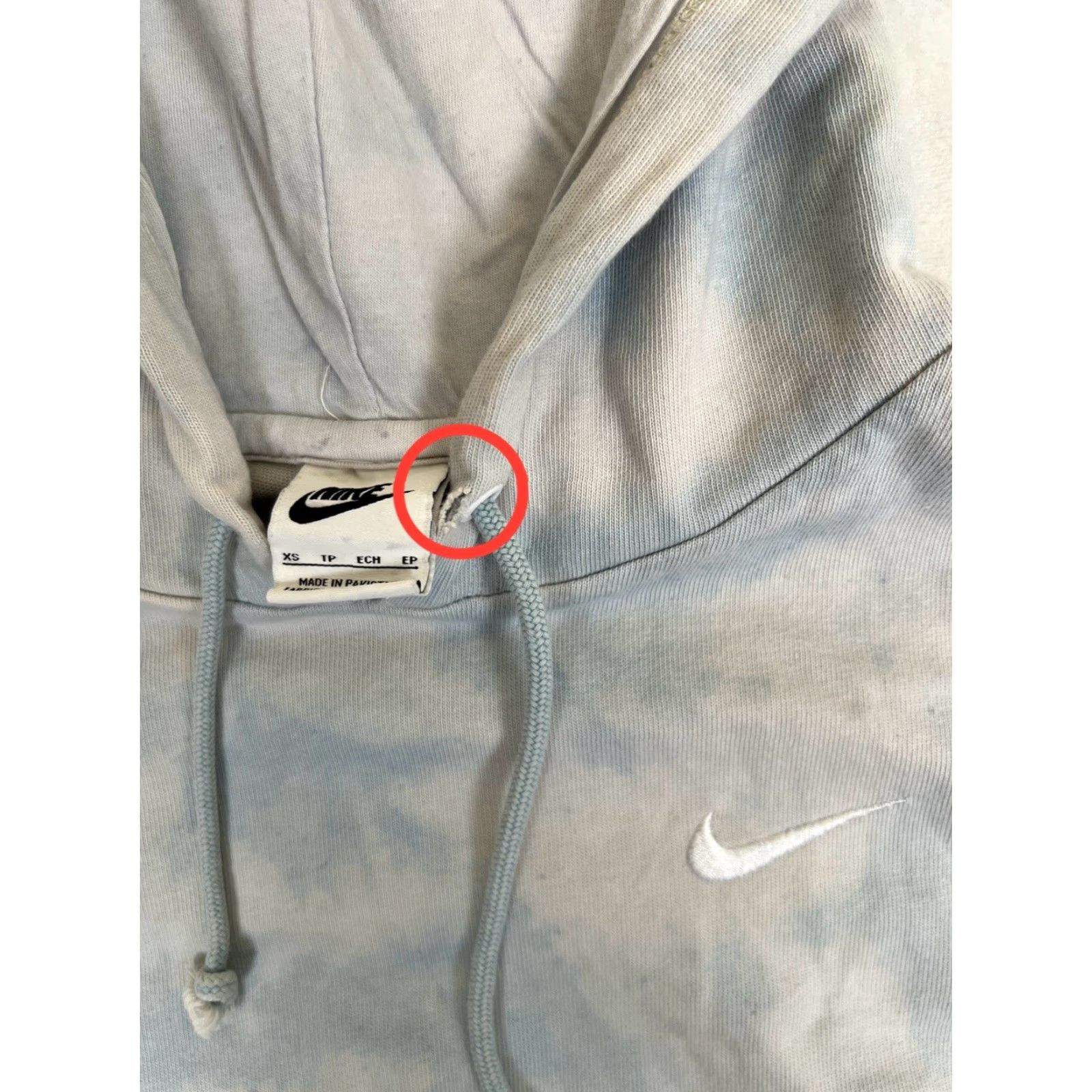 Nike Nike Women's Hoodie Pullover Oversized XS Tie Dye Worn Blue & White Colorful 90s Gym & Training Womens Mens? Size XS / US 0-2 / IT 36-38 - 4 Thumbnail