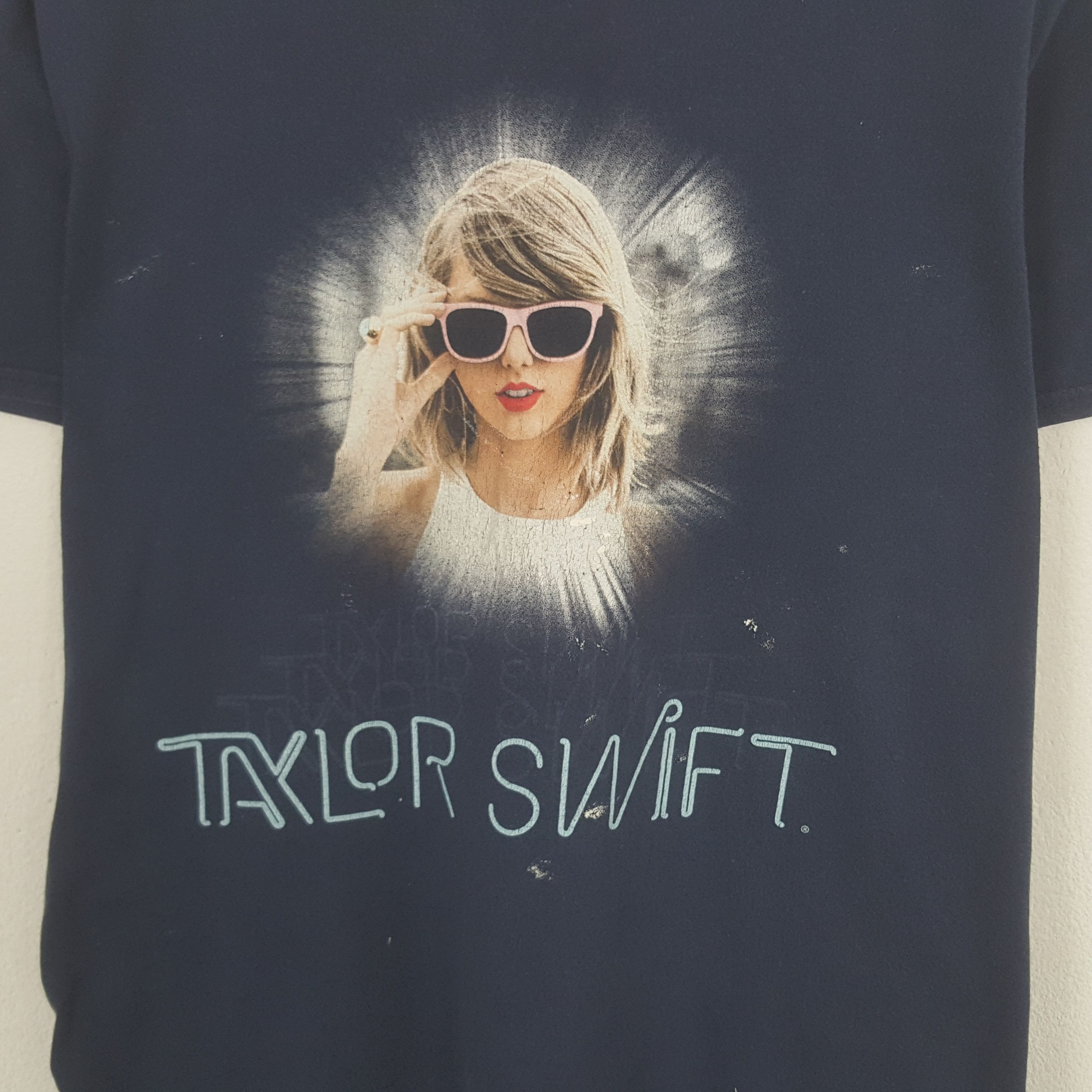 Other Vintage Taylor Swift Tour World 1989 Tshirt Size US M / EU 48-50 / 2 - 2 Thumbnail