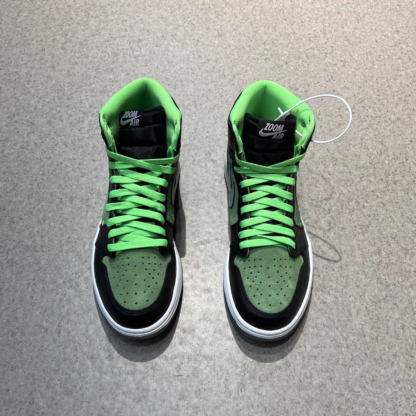 Jordan Brand Air Jordan 1 Zoom Sneakers K15 Size US 11 / EU 44 - 5 Thumbnail