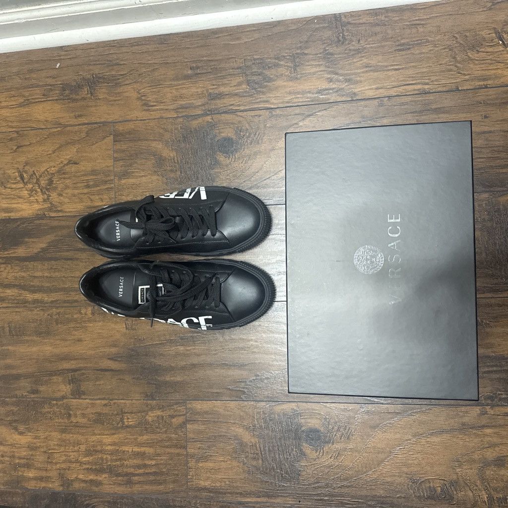Versace Versace Greca Logo Sneakers Size US 9.5 / EU 42-43 - 2 Thumbnail