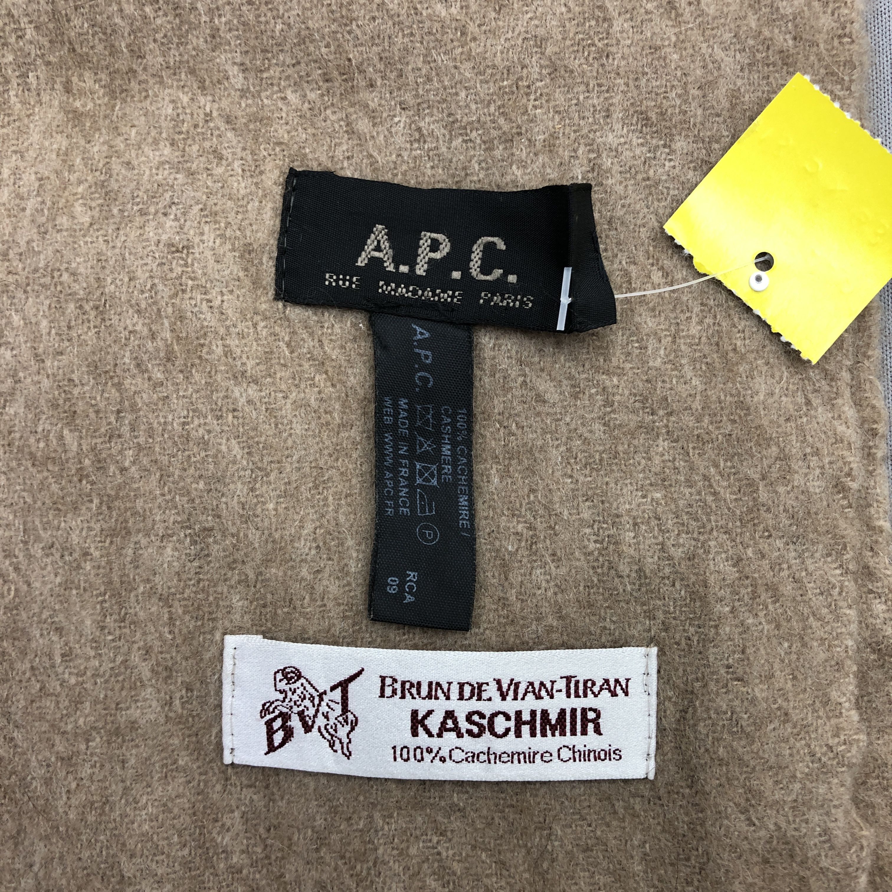A.P.C. × Vintage Vintage Y2K A.P.C Scarf Muffler APC Wool Scarves Size ONE SIZE - 4 Thumbnail