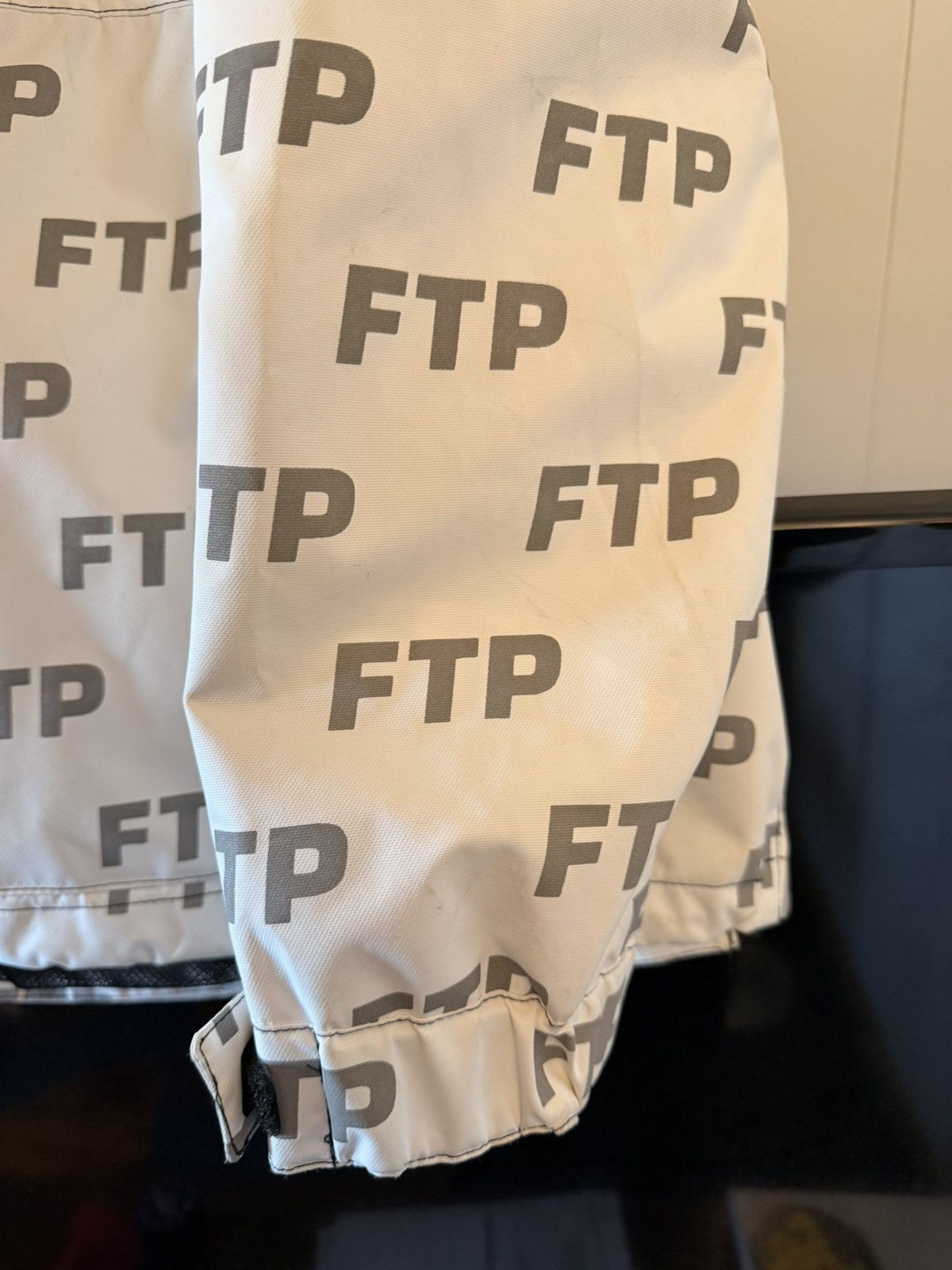 DC × Fuck The Population FTP x DC Anorak Jacket Size US L / EU 52-54 / 3 - 4 Thumbnail