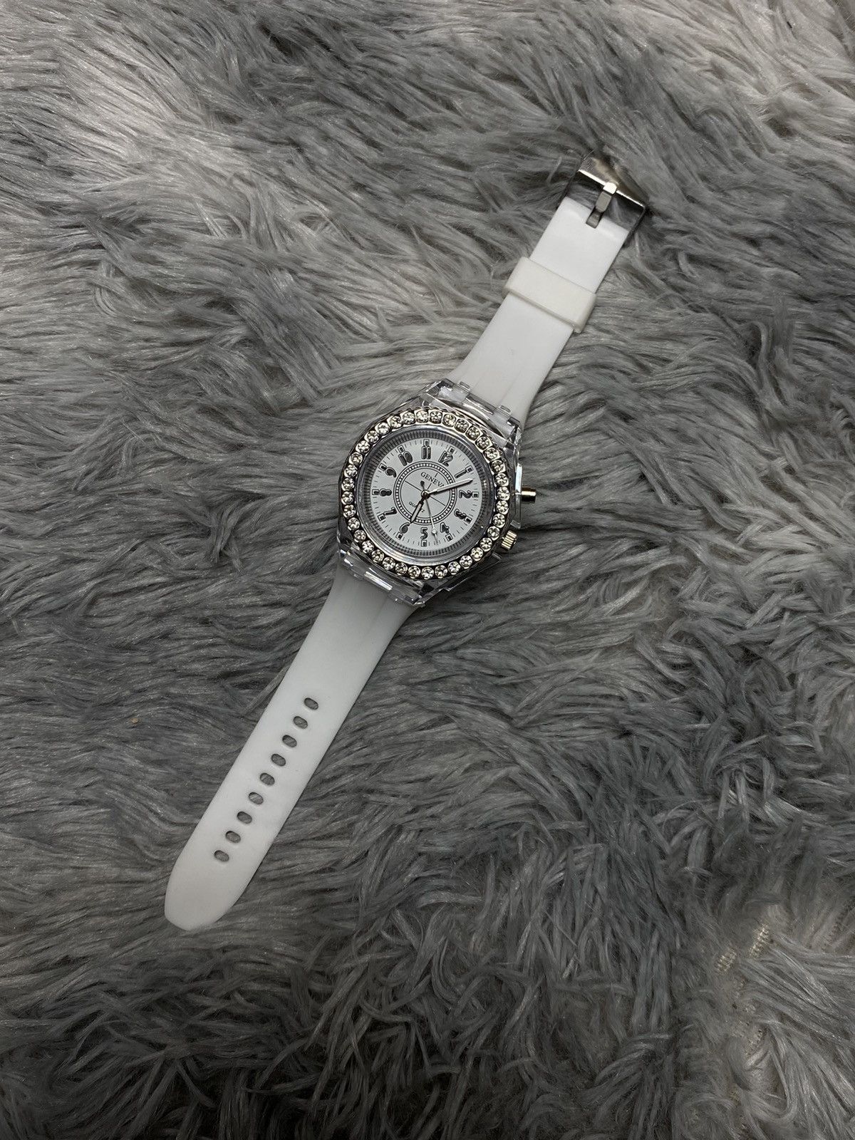Japanese Brand Geneva LED Light-Up Crystal Watch | Japanese Brand Size ONE SIZE - 8 Thumbnail