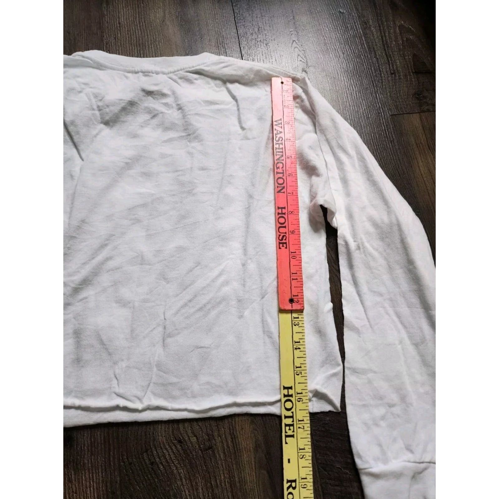 Vintage SELENA MERCHANDISE Graphic Cropped Long Sleeve T Shirt White Womens Medium Size M / US 6-8 / IT 42-44 - 2 Thumbnail