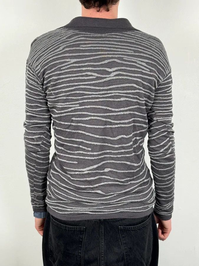 Armani Collezioni 2000s Armani Collezioni Grey Savage V Neck Polo Longsleeves Size US M / EU 48-50 / 2 - 3 Thumbnail