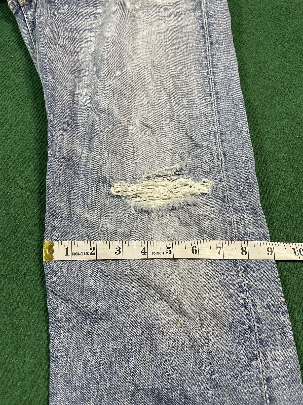 Levi's Levis Vintage Distressed Big E Selvage Japan Size US 31 - 19 Thumbnail