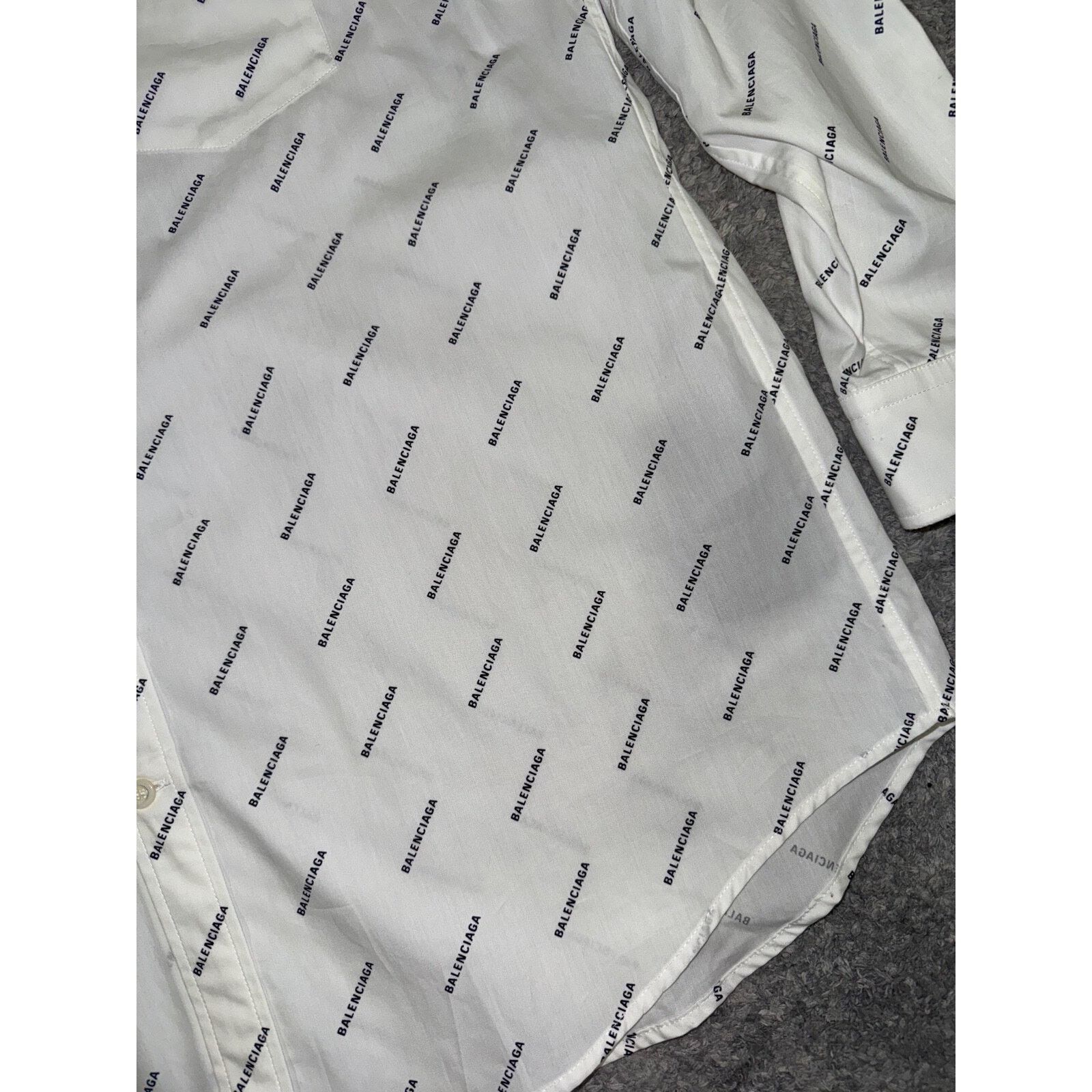 Balenciaga Balenciaga White Black All Over Logo Long Sleeve Button Up Size US M / EU 48-50 / 2 - 12 Thumbnail