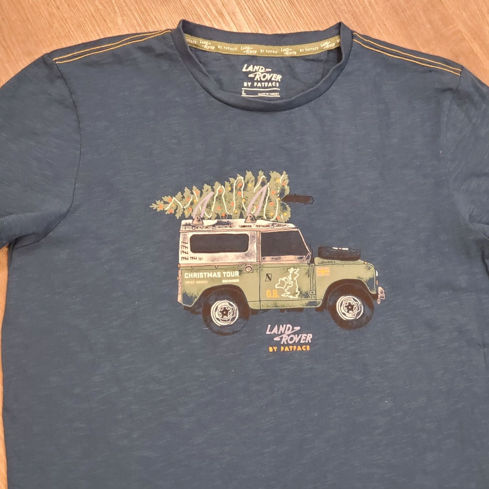 FatFace VINTAGE Land Rover x Fatface? No. Size US L / EU 52-54 / 3 - 3 Thumbnail