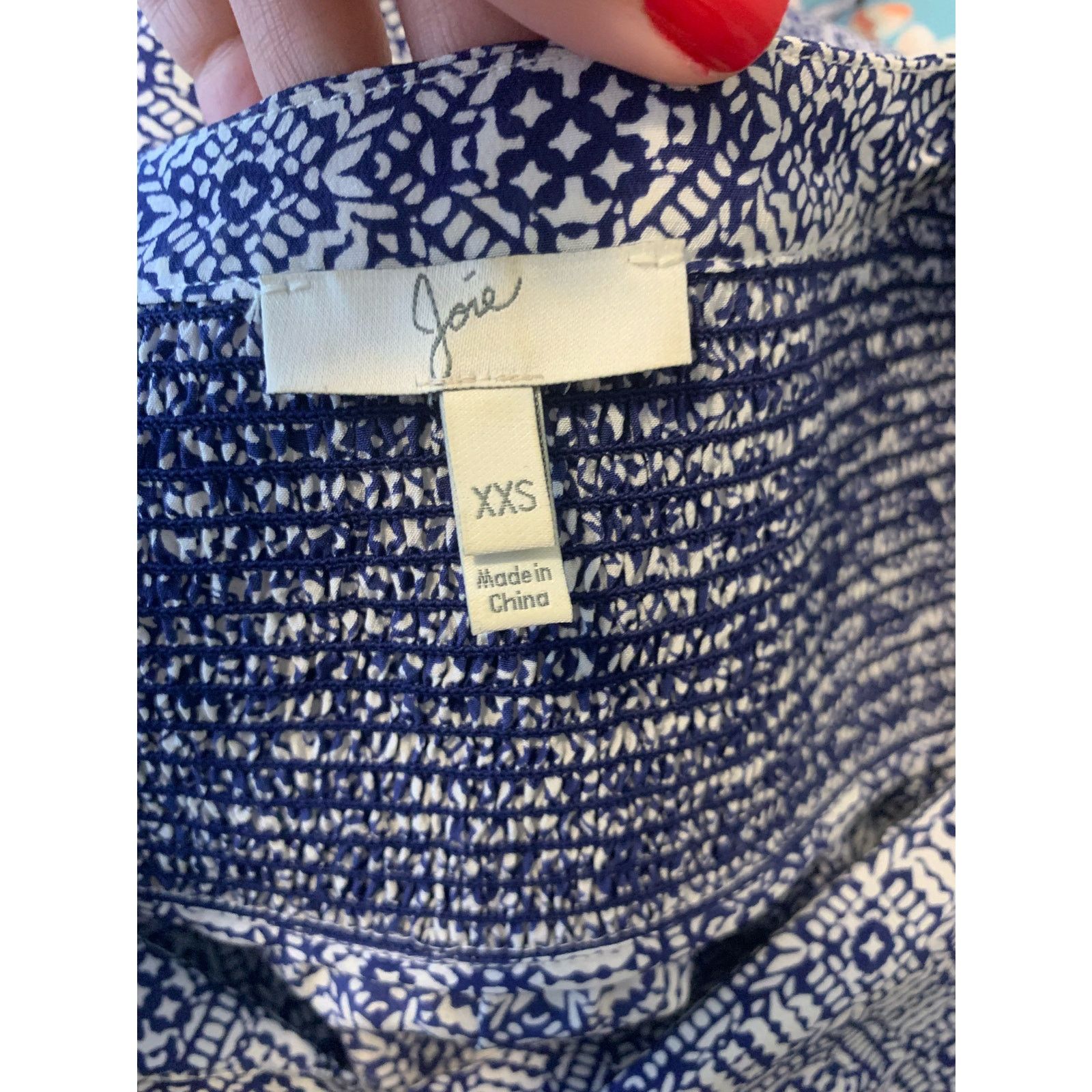 Joie Joie blue print silk 3/4 sleeves v neck tunic top size XXS Size XXS / US 00 / IT 34 - 3 Thumbnail