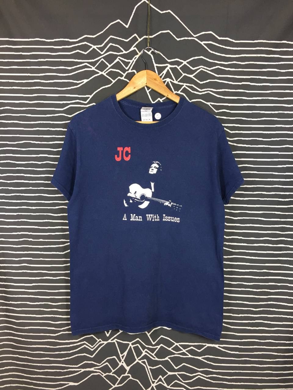 Band Tees × Vintage Vtg Johnny Cash A Man With Issue Rock Band Tee Size US M / EU 48-50 / 2 - 1 Thumbnail