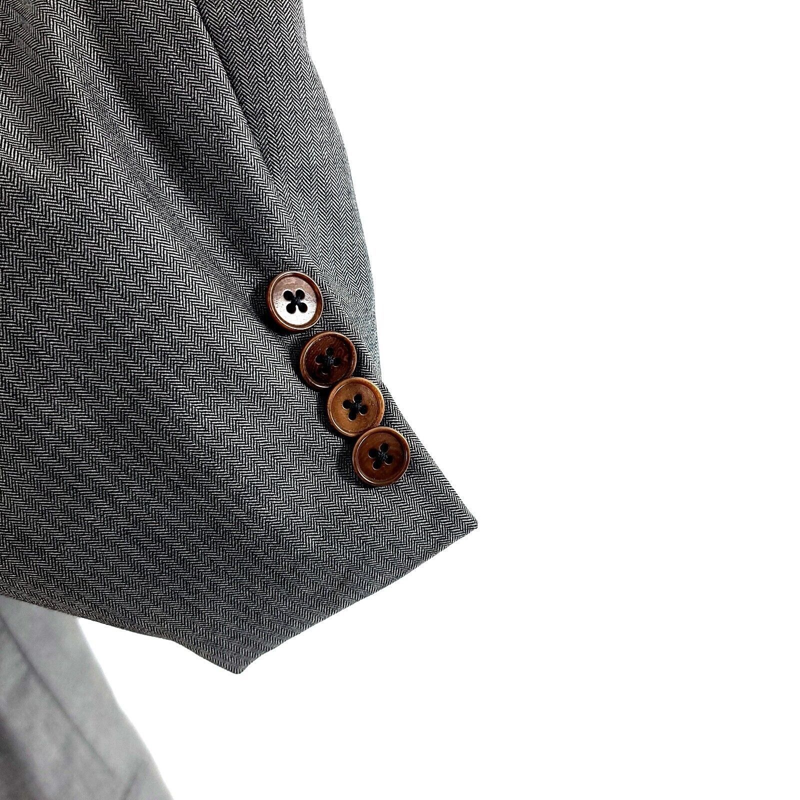 Hickey Freeman Hickey Freeman Neiman Marcus Wool 2 Button Gray Herringbone Size 42L - 3 Thumbnail