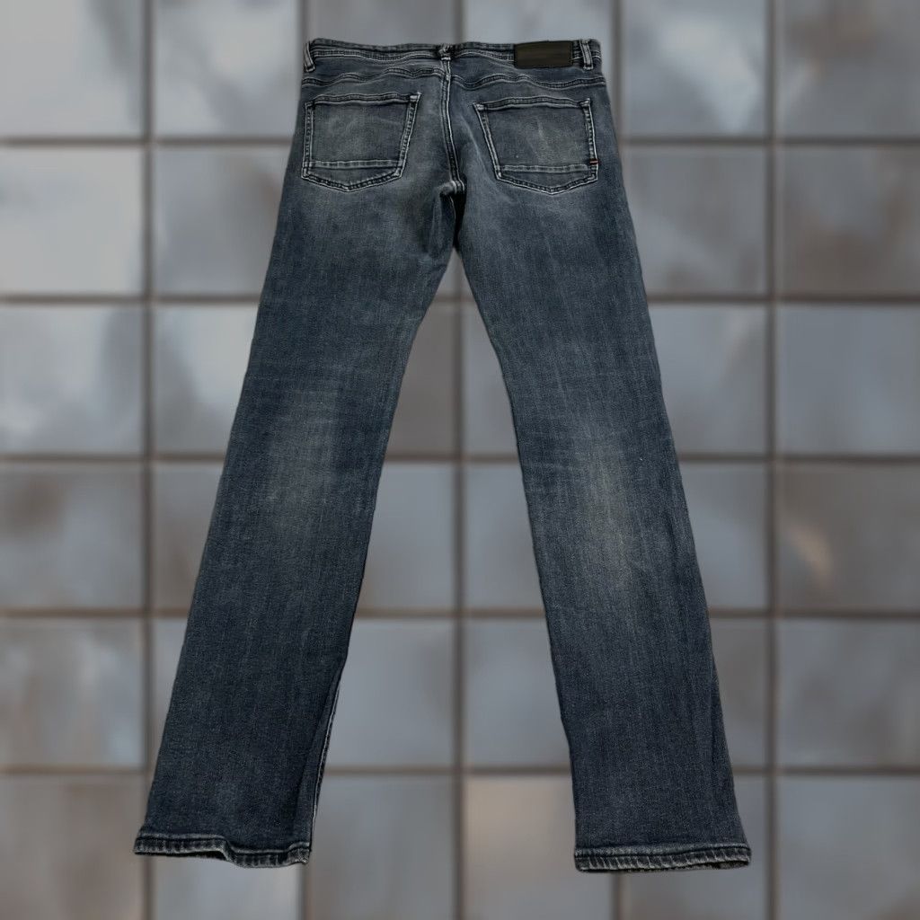 Hugo Boss HUGO BOSS Jeans Slim Delaware 32 Charcoal Wash Grey Stretch Denim 5-Pocket Mens Regular Size US 32 / EU 48 - 1 Thumbnail