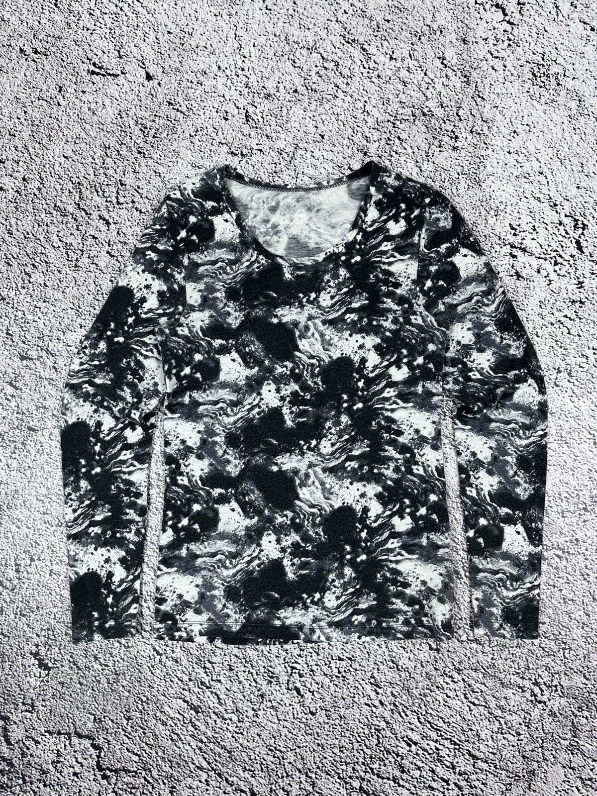 Vintage Vintage Y2K Waves Avantgarde Abstract LongSleeve Top Size L / US 10 / IT 46 - 1 Thumbnail