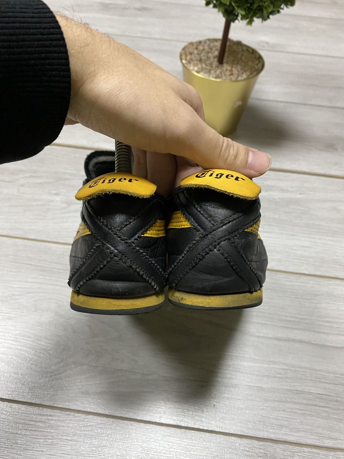 Asics ASICS Onitsuka Tiger Kill Bill stylr yellow vintage sneakers Size US 7.5 / EU 40-41 - 7 Thumbnail