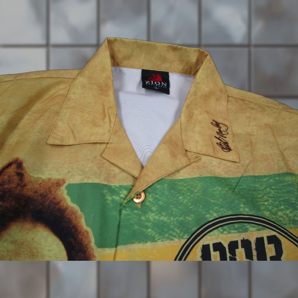 Vintage Zion Rootswear Shirt Mens Large Yellow Button-Up Short Sleeve AOP Bob Marley Embroidered Collar Geometric BeacH Hippie Retro Casual Workwear (Mens) Size US L / EU 52-54 / 3 - 1 Thumbnail