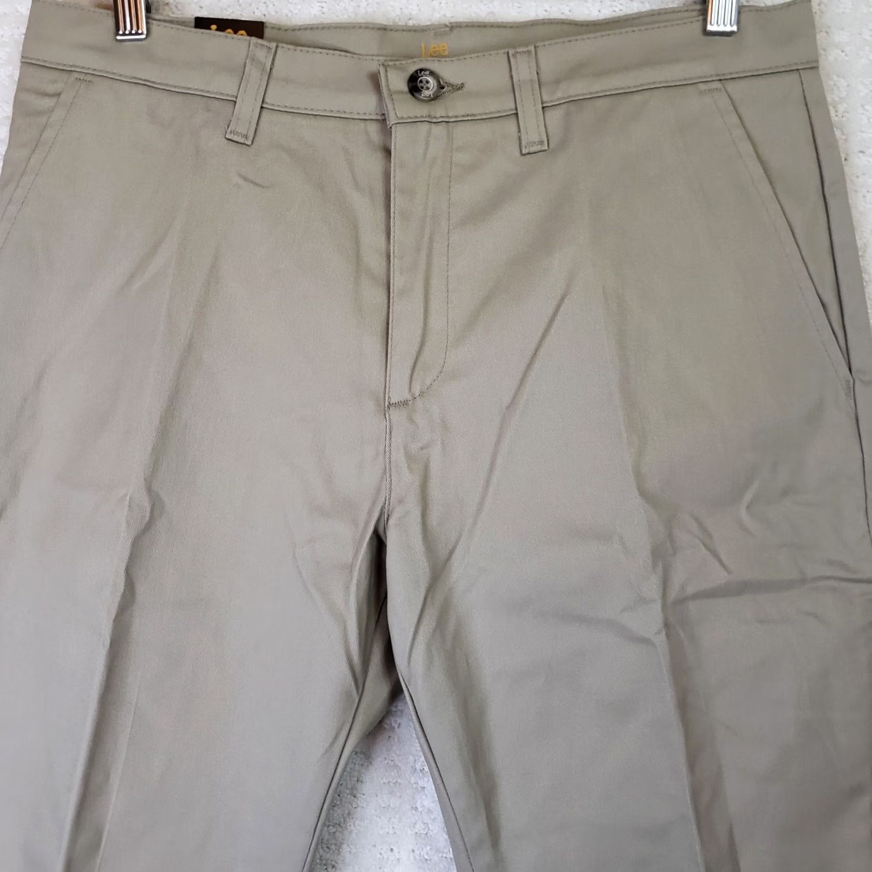 Lee Lee Comfort Stretch Slim Total Freedom Khaki Pants MEN'S 33x30 Slim Fit NWT Size US 33 - 3 Thumbnail