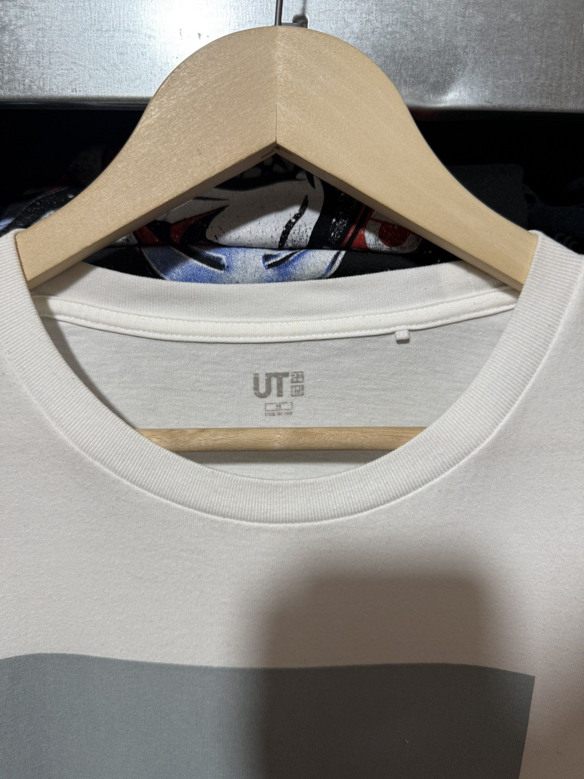 Band Tees UNIQLO TOKYO ANIME JUJUTSU SCHOOL KAISEN T-Shirt Y2K Hype Size US M / EU 48-50 / 2 - 5 Thumbnail