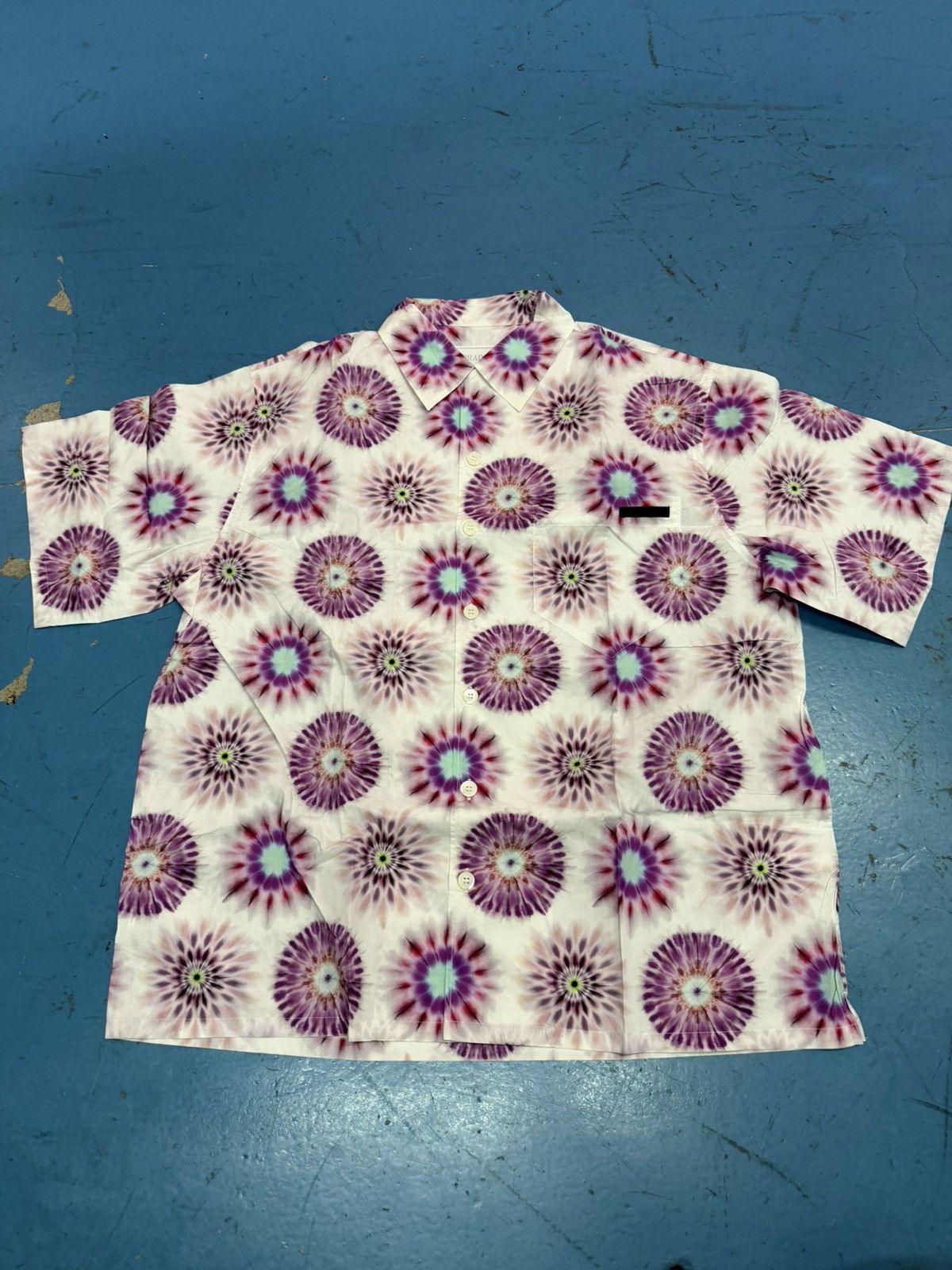 Prada PRADA 19” PSYCHEDELIC SHIRT Size US XL / EU 56 / 4 - 1 Thumbnail