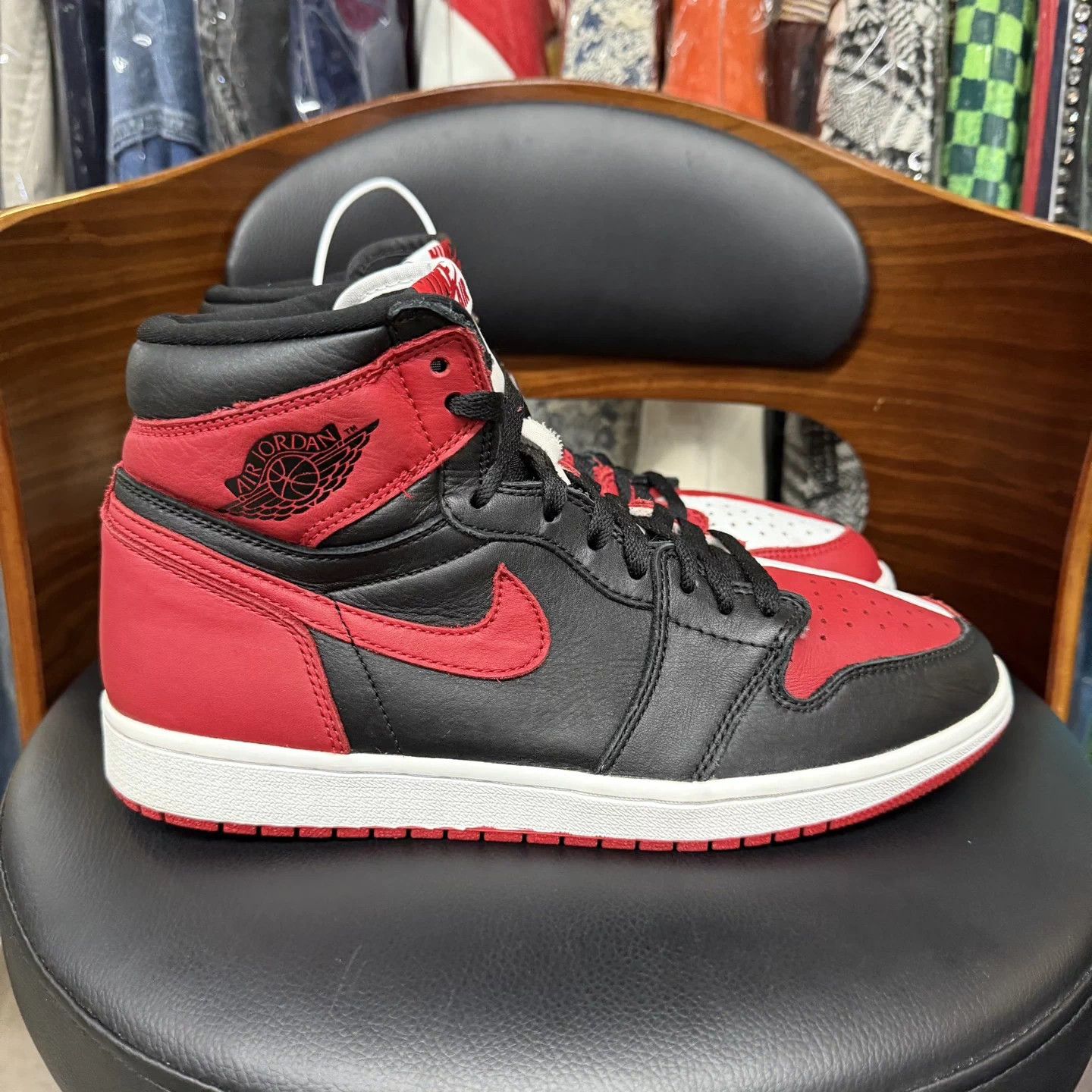 Nike Air Jordan 1 Yin-Yang Black Red Chicago 44.5 MINT Size US 11.5 / EU 44-45 - 4 Thumbnail