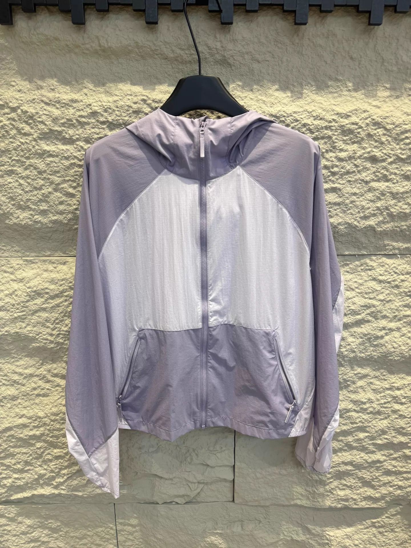 Arc'teryx Arcteryx Stowe Windshell Women's Purple & White Jacket L Size L / US 10 / IT 46 - 1 Thumbnail