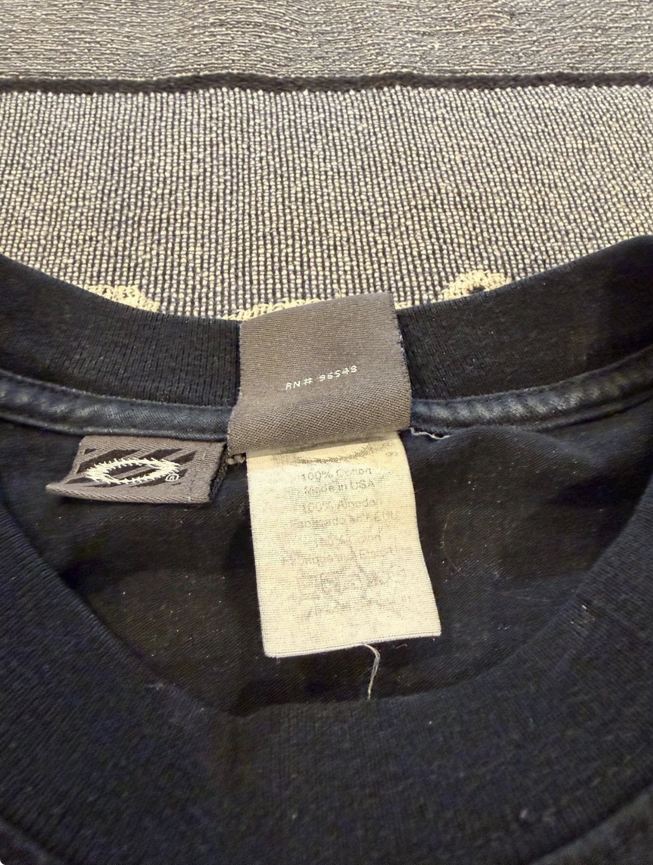 Oakley Oakley software Y2K Tee sz XL Size US XL / EU 56 / 4 - 3 Thumbnail