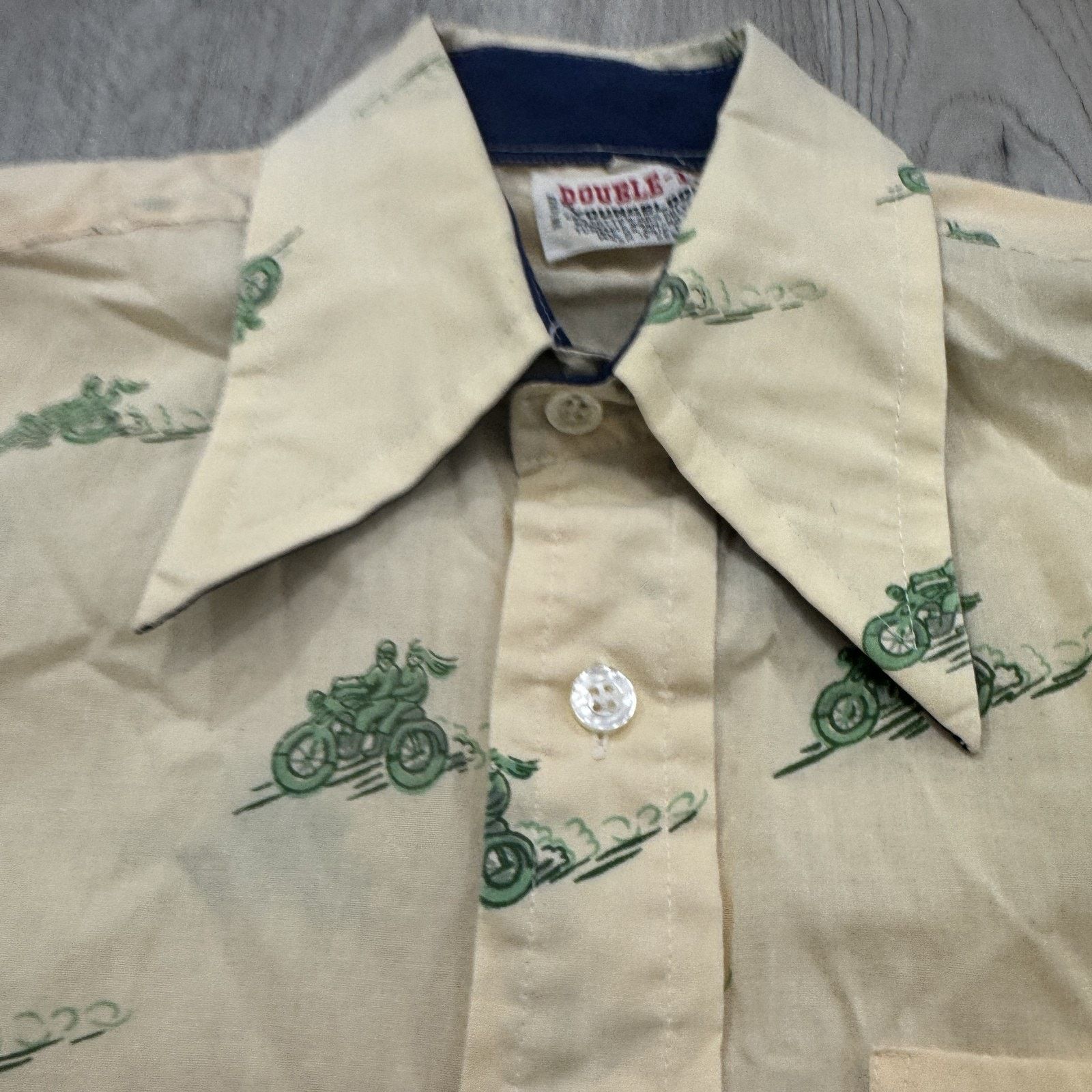 Vintage Vintage Double-It Youngbloods Shirt Mens 15 Motorcycle Print Size US L / EU 52-54 / 3 - 4 Thumbnail
