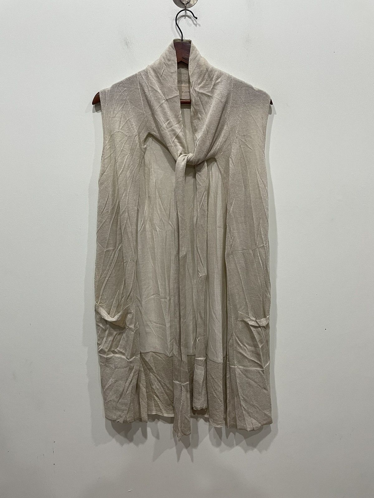 Japanese Brand Plain People Non Sleeves Cardigan Size ONE SIZE - 1 Thumbnail