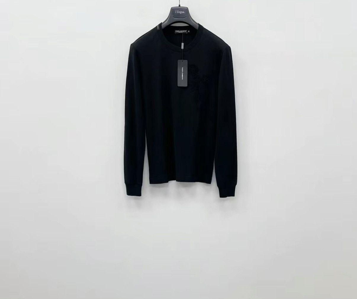 Dolce & Gabbana Dolce&Gabbana Heavy Embroidered Long Sleeve T-shirt J30 Size US S / EU 44-46 / 1 - 1 Thumbnail