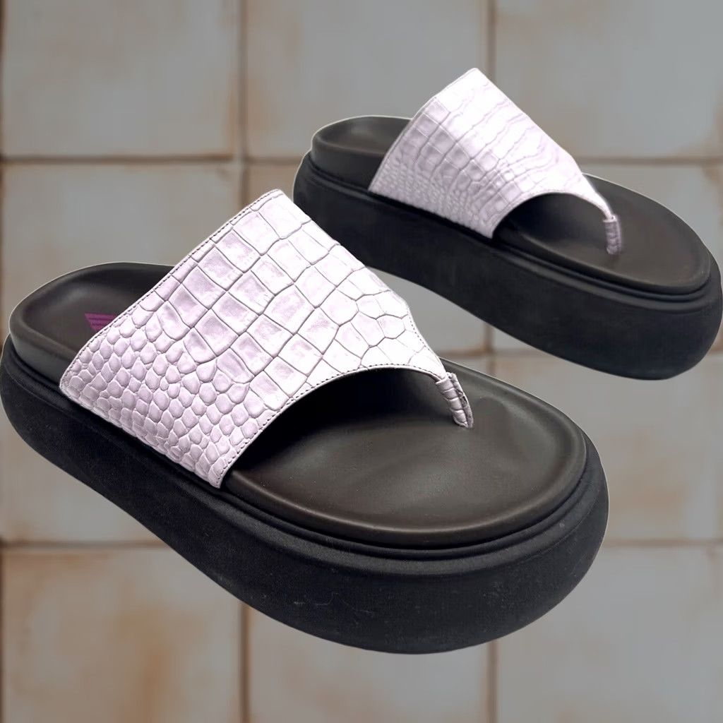 The Attico The Attico Sandal Thong Selene Platform Pink Pastel Leather 7.5 US 38 EU Womens Shoes Size US 8 / IT 38 - 1 Thumbnail