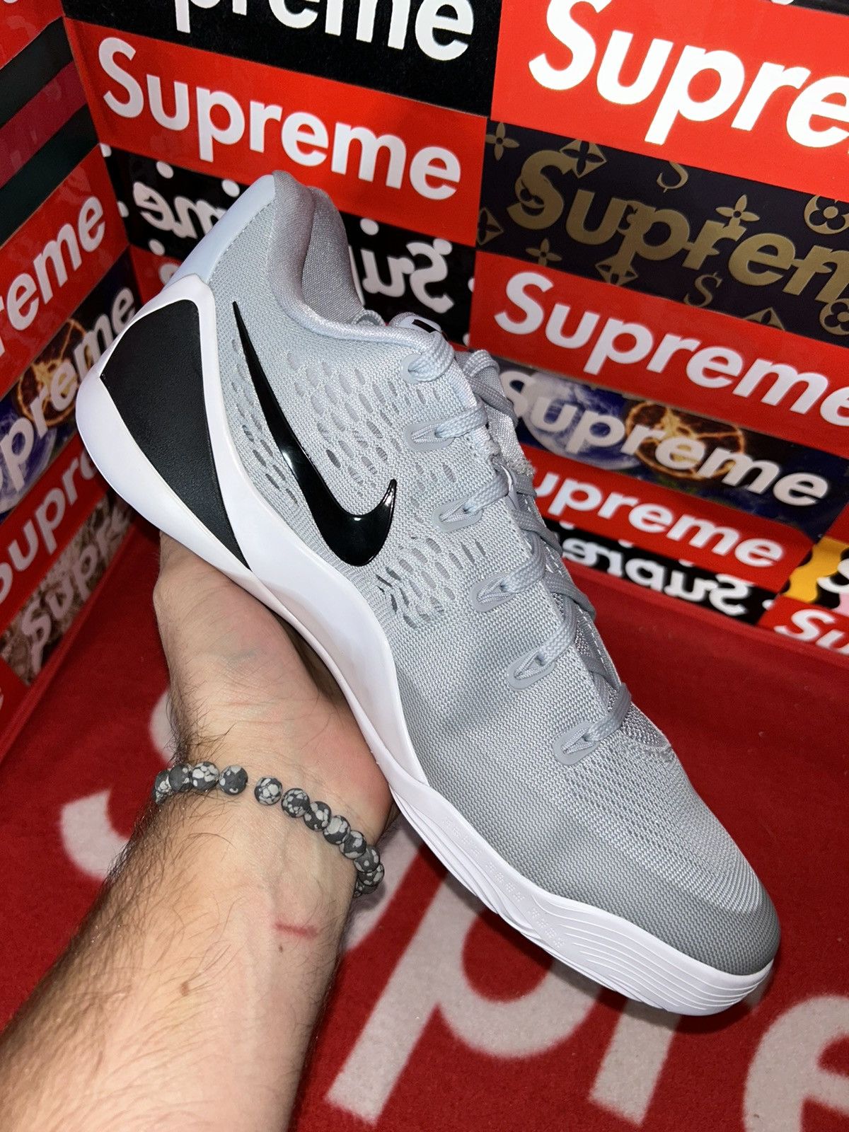 Nike Nike Kobe 9 EM Protro TB P Wolf Grey IH5095-001 size 10.5 Size US 10.5 / EU 43-44 - 7 Thumbnail