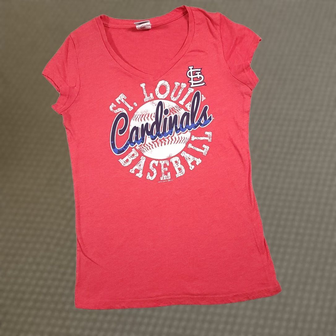 MLB St. Louis Cardinals MLB Shirt Women's Large Red V Neck Glitter Graphic Baseball Cap Sleeve T-Shirt Size L / US 10 / IT 46 - 1 Thumbnail