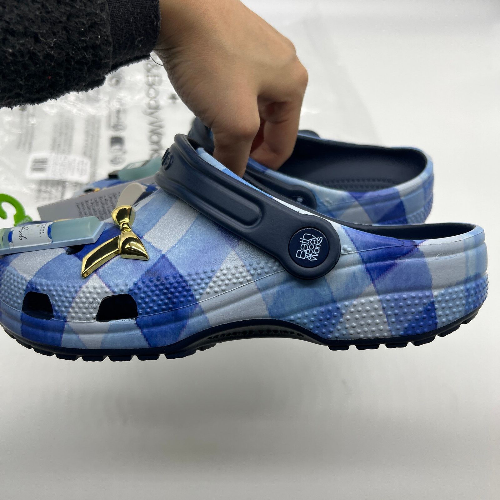 Crocs Bath and Body Works Crocs Gingham w/ Jibbitz™ Charms Size US 7 / IT 37 - 12 Thumbnail