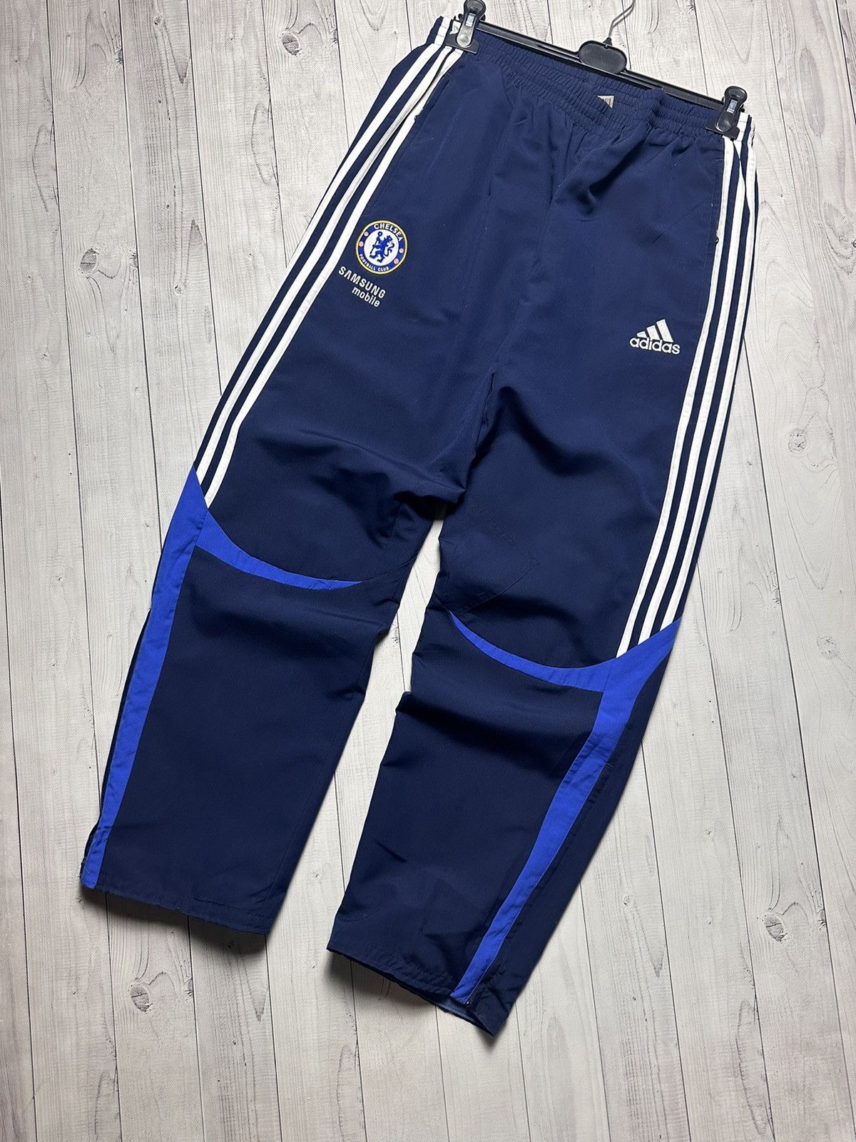Vintage adidas Chelsea soccer pants size M Samsung rare