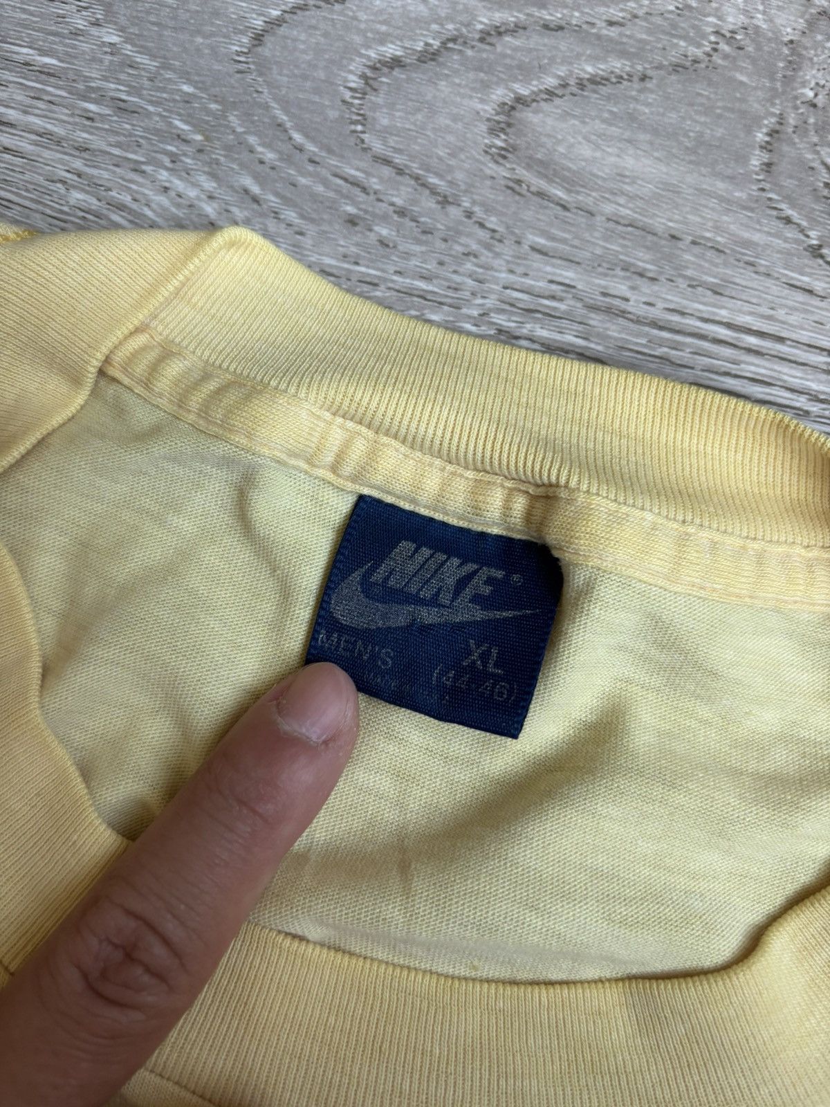 Nike Vintage 80s Nike flamingo tshirt (blue tag) Size US L / EU 52-54 / 3 - 2 Thumbnail